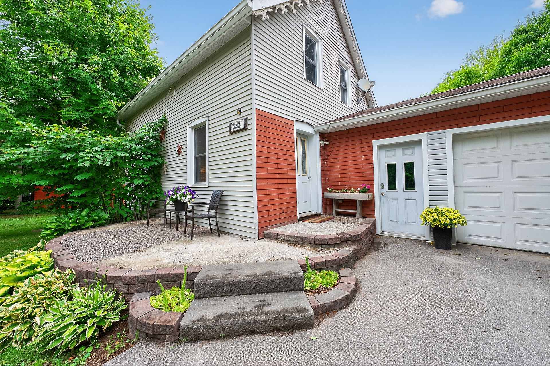 Photo 2 of 243 Scott Street, Clearview, Stayner — HOMEH