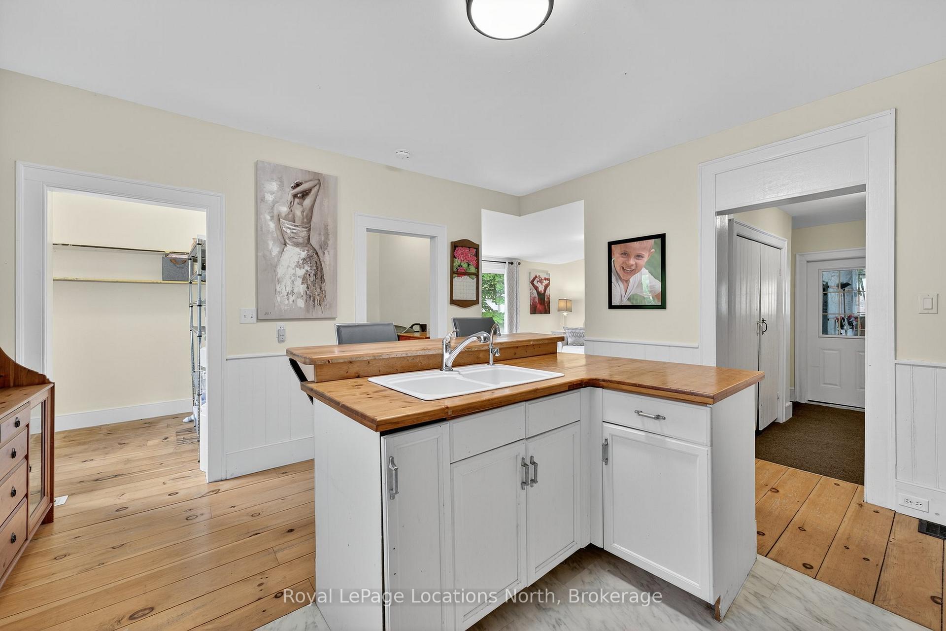 Photo 15 of 243 Scott Street, Clearview, Stayner — HOMEH