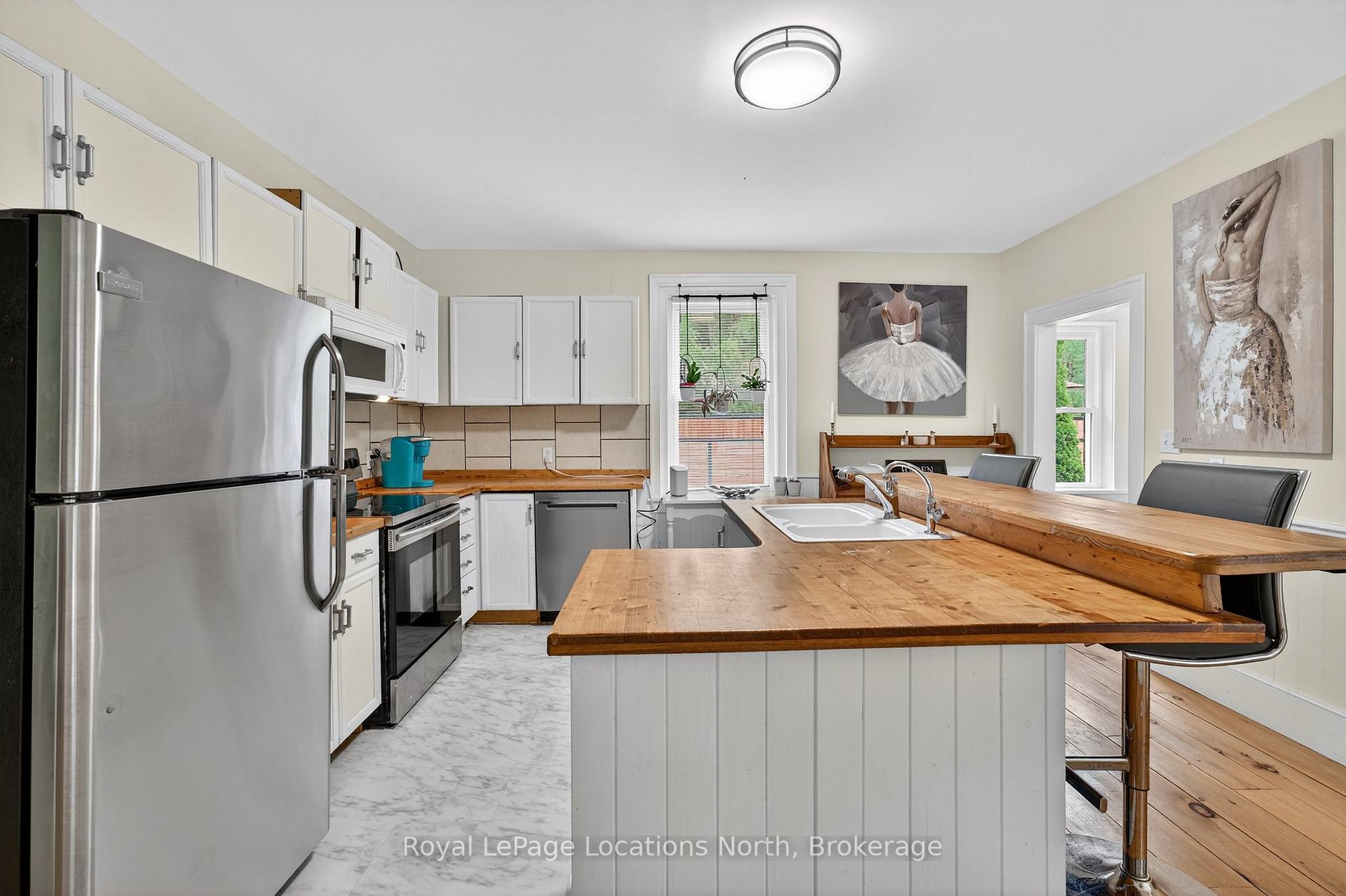 Photo 22 of 243 Scott Street, Clearview, Stayner — HOMEH