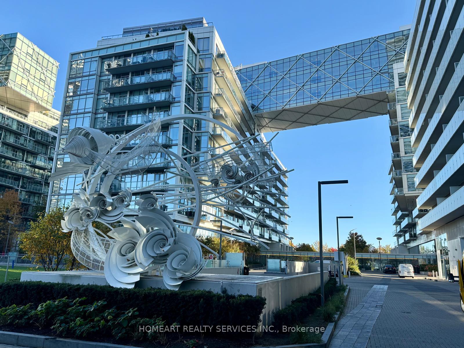 Photo 3 of Unit 1021, 29 Queens Quay E, Toronto, Waterfront Communities — HOMEH