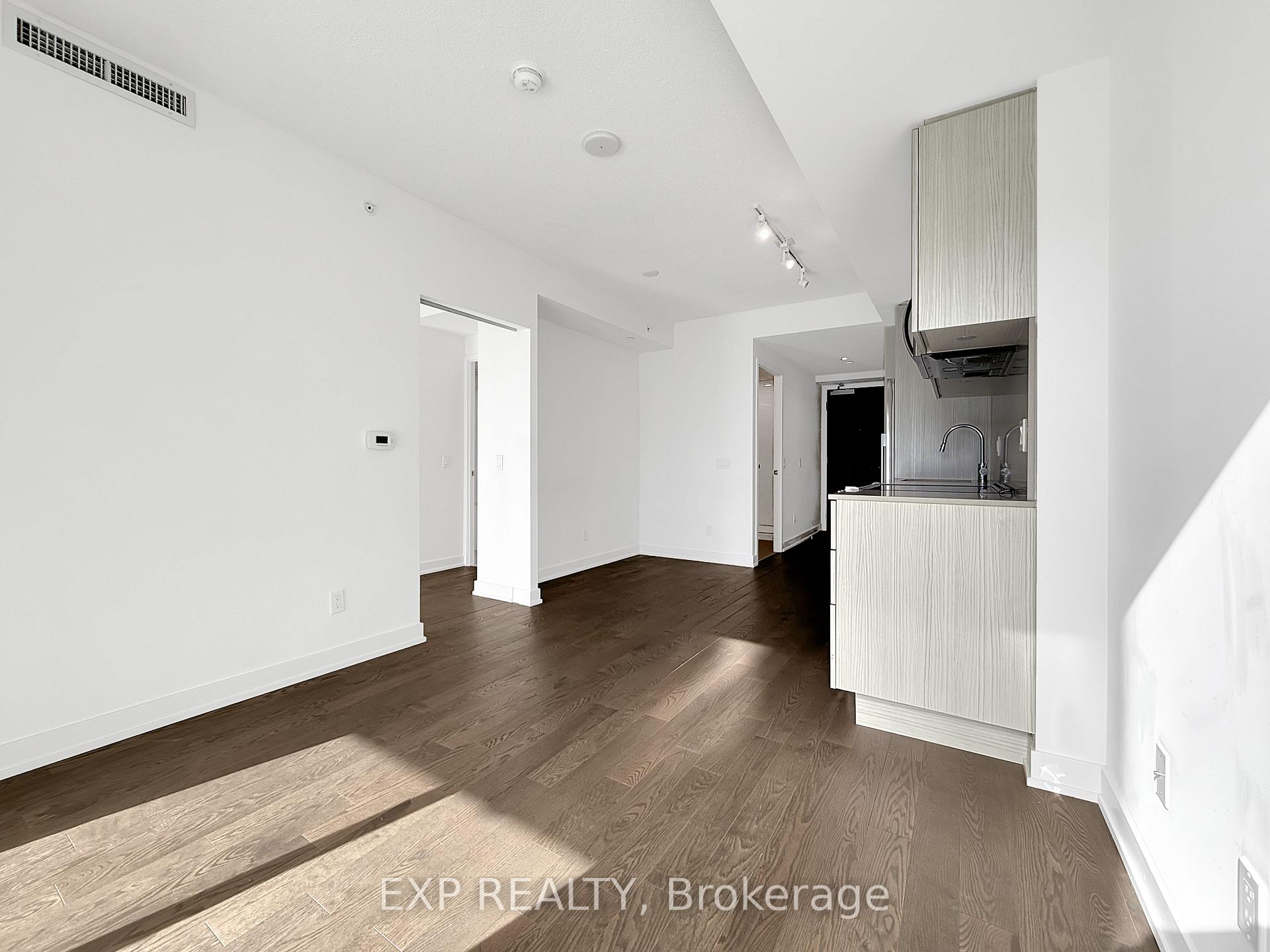 Photo 12 of Unit 1408, 25 Richmond Street E, Toronto, Church-Yonge Corridor — HOMEH