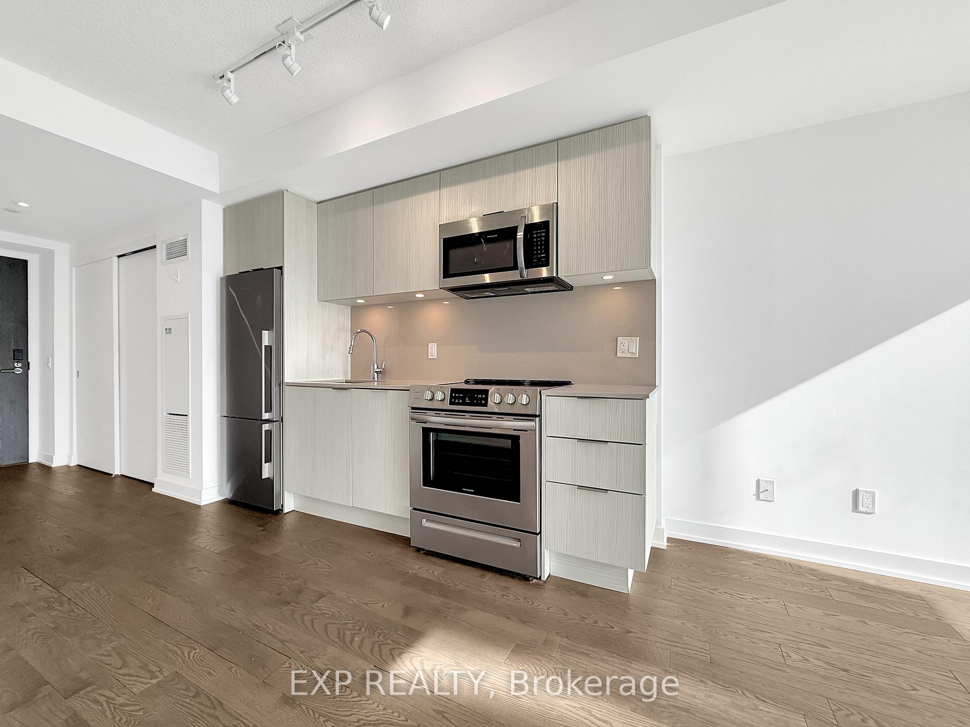 Photo 17 of Unit 1408, 25 Richmond Street E, Toronto, Church-Yonge Corridor — HOMEH