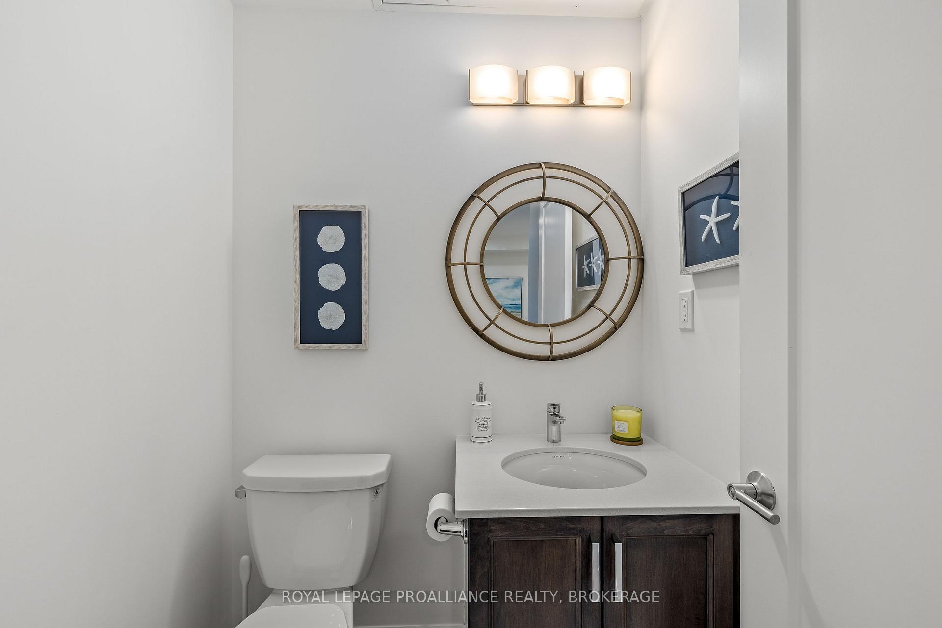 Photo 9 of Unit 418, 129B South Street, Gananoque — HOMEH