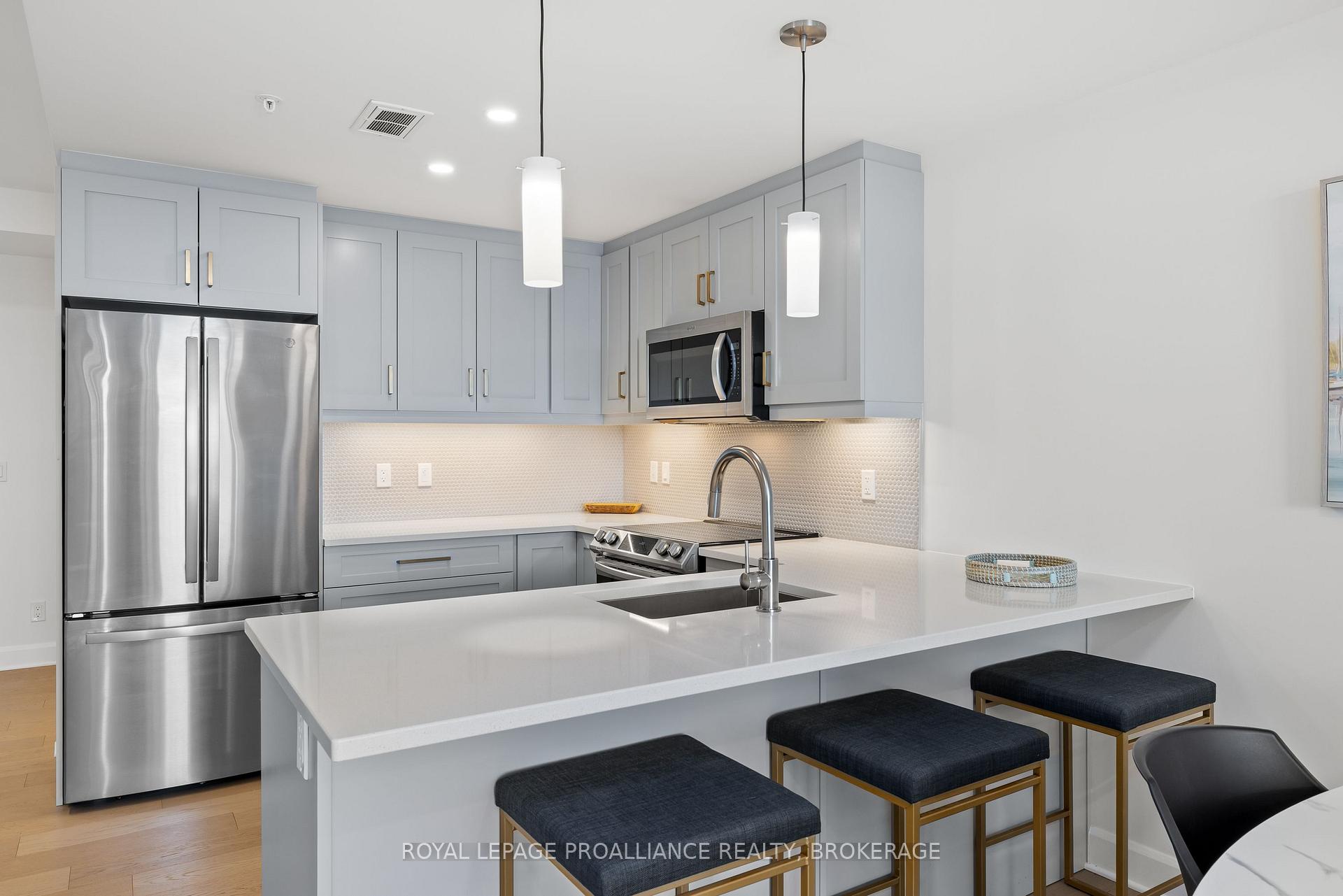 Photo 13 of Unit 418, 129B South Street, Gananoque — HOMEH