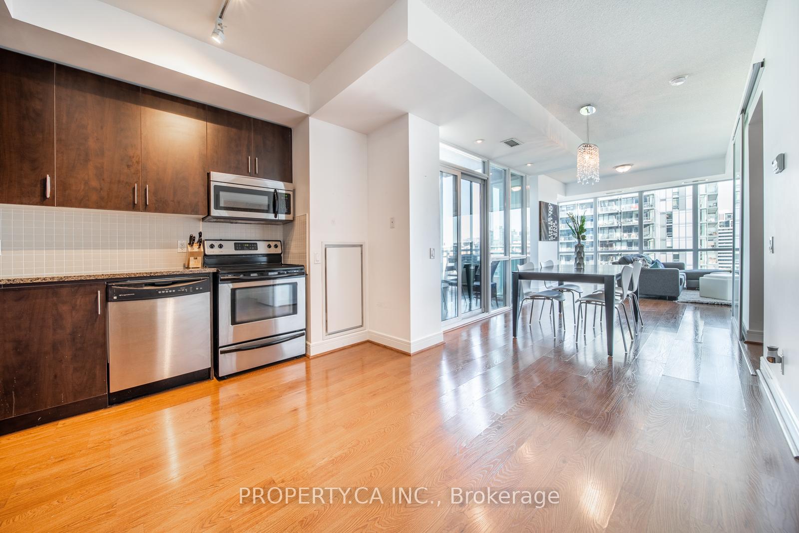 Photo 1 of Unit 1408, 112 George Street, Toronto, Waterfront Communities — HOMEH
