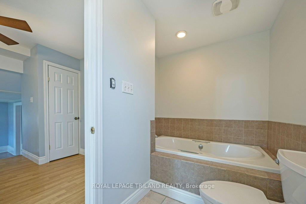 Photo 20 of 262 Marsh Line, Dutton/Dunwich, Dutton — HOMEH