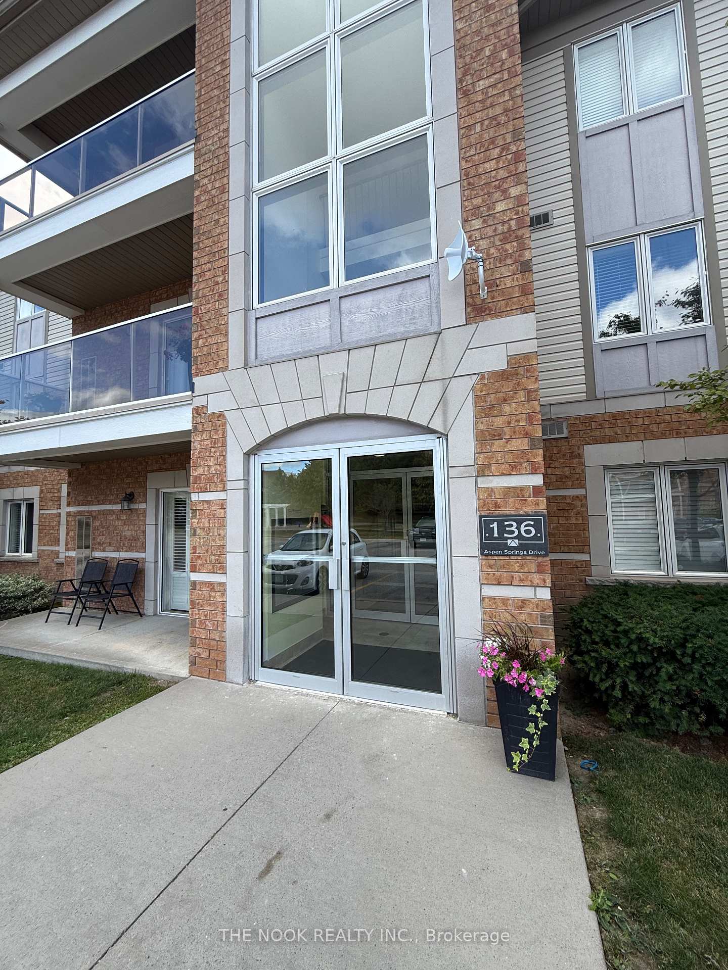 Front of 136 Aspen Springs Drive
