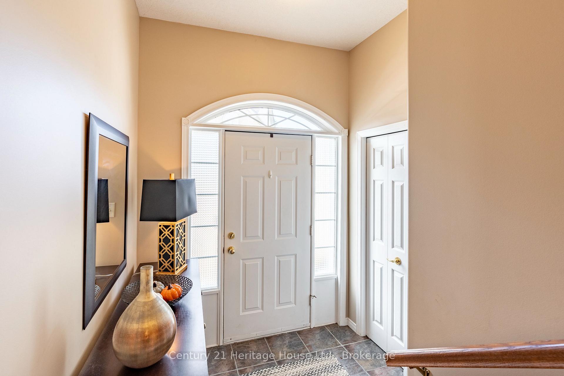 Photo 5 of Unit 6, 460 Woolwich Street, Waterloo — HOMEH