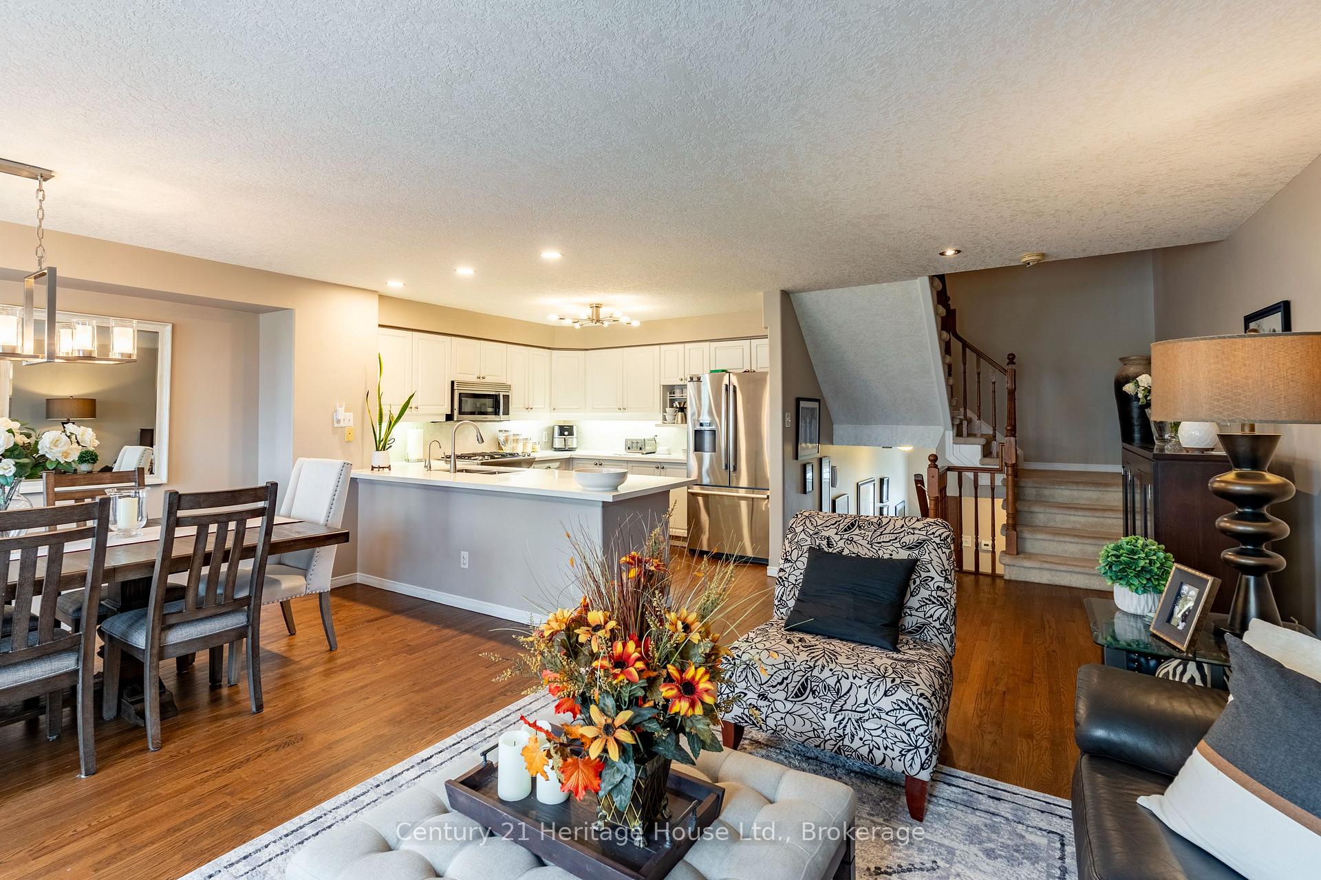Photo 12 of Unit 6, 460 Woolwich Street, Waterloo — HOMEH
