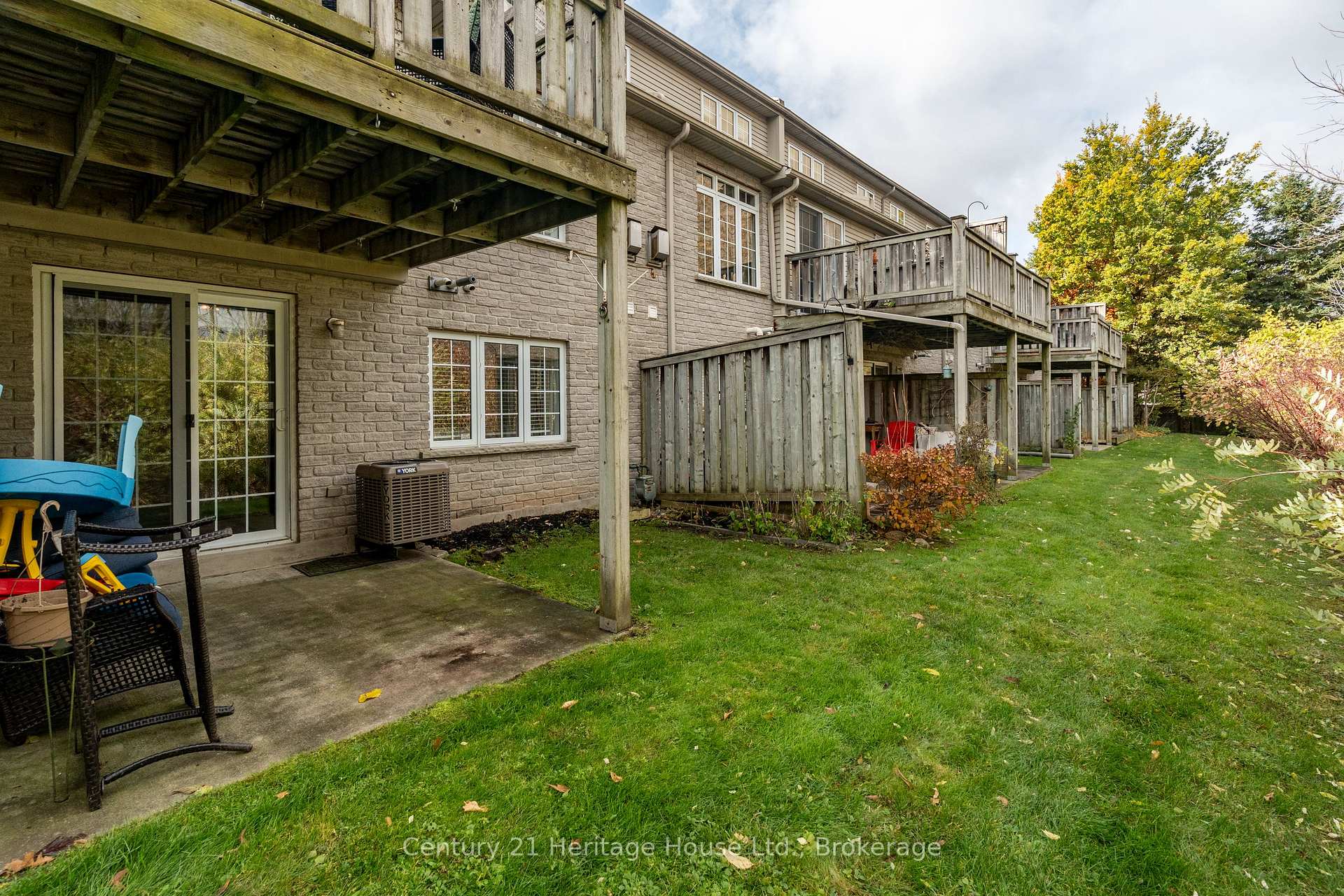 Photo 41 of Unit 6, 460 Woolwich Street, Waterloo — HOMEH