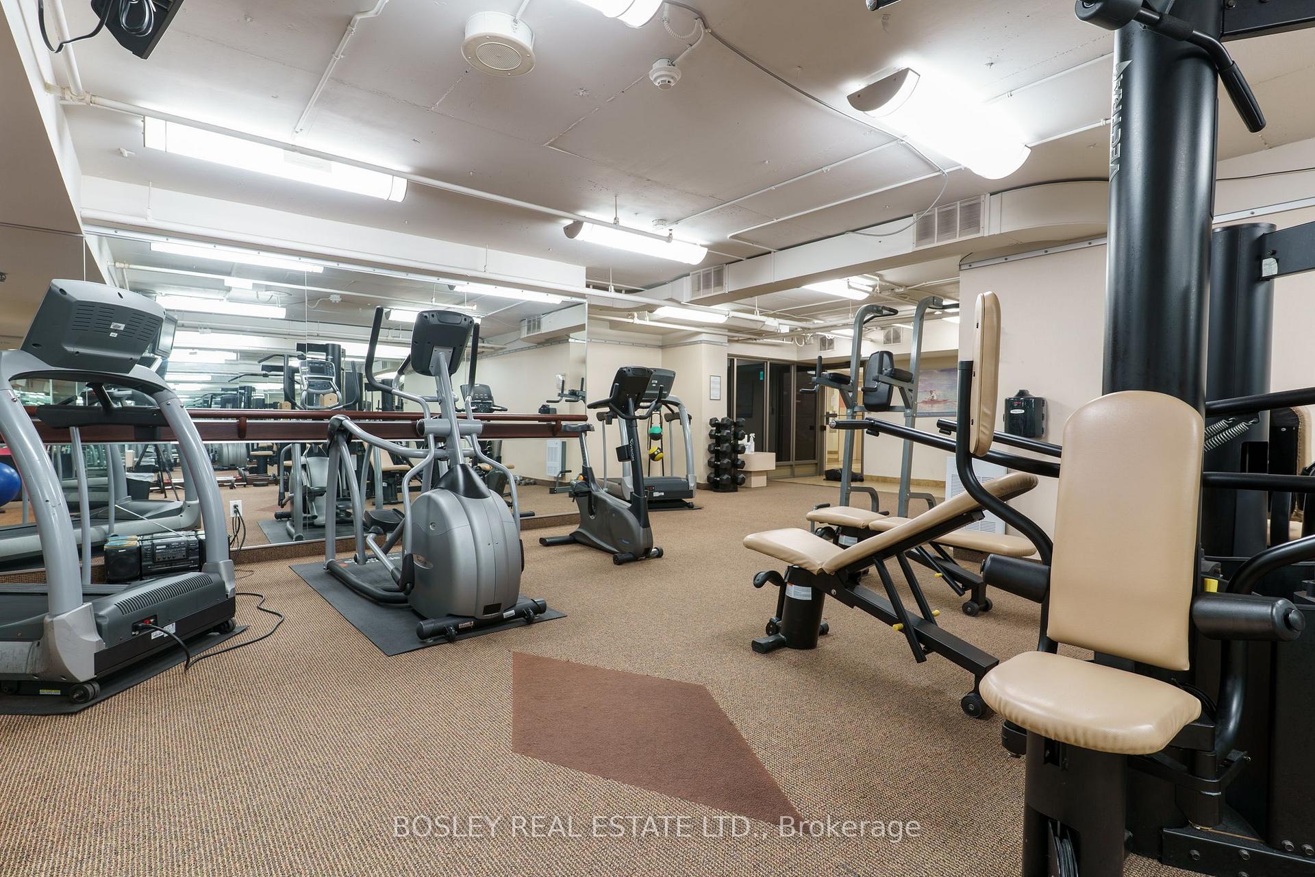 Photo 7 of Unit 702, 95 Lombard Street, Toronto, Church-Yonge Corridor — HOMEH