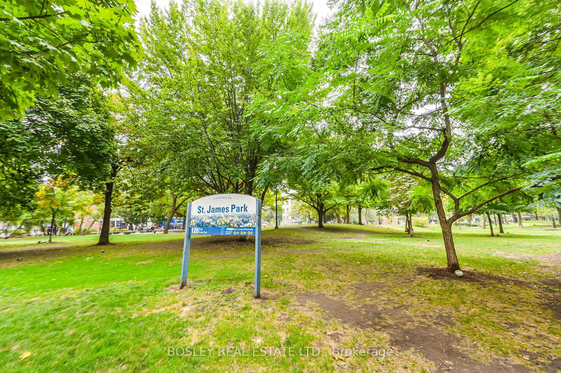 Photo 12 of Unit 702, 95 Lombard Street, Toronto, Church-Yonge Corridor — HOMEH