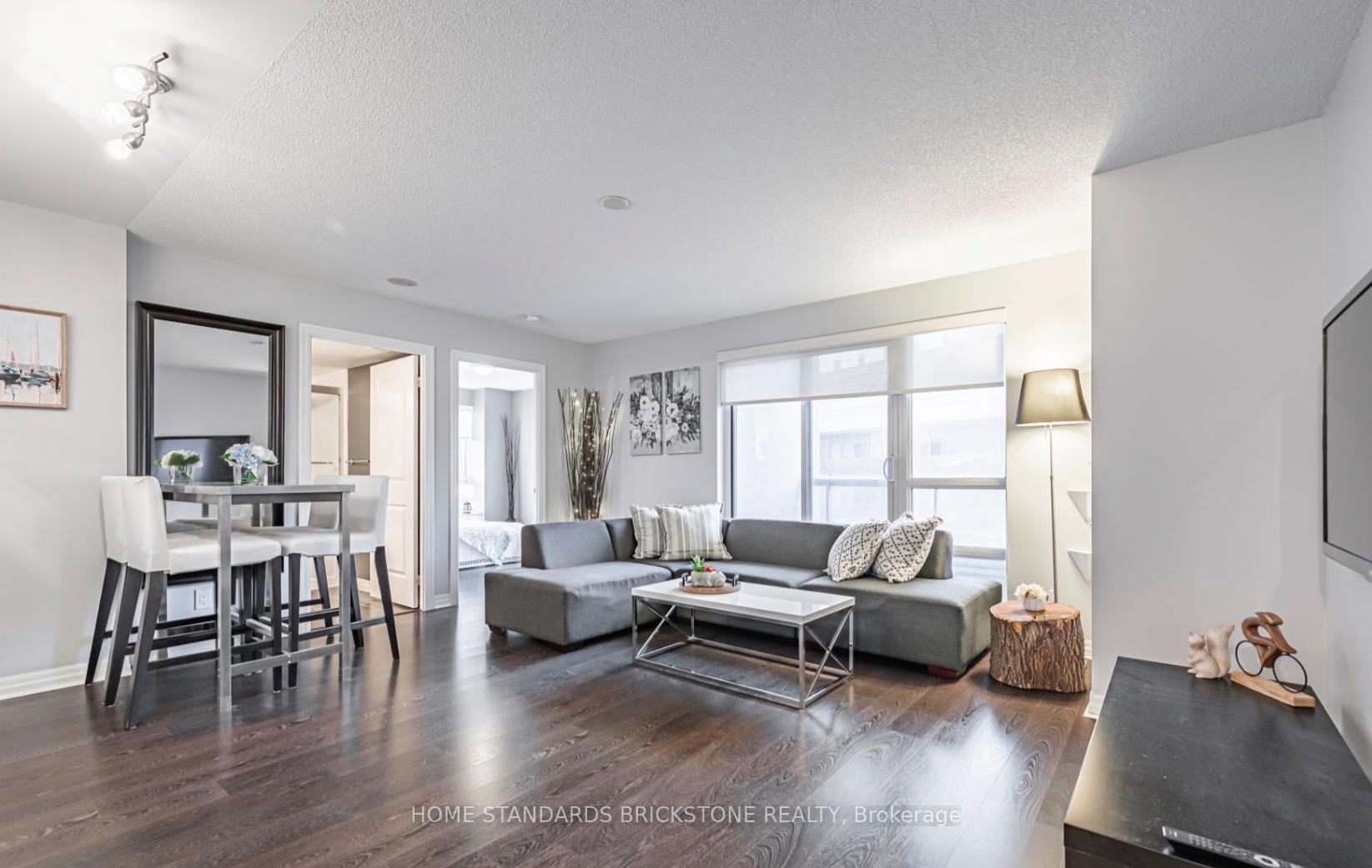 Photo 3 of Unit 301, 30 Herons Hill Way, North York, Henry Farm — HOMEH