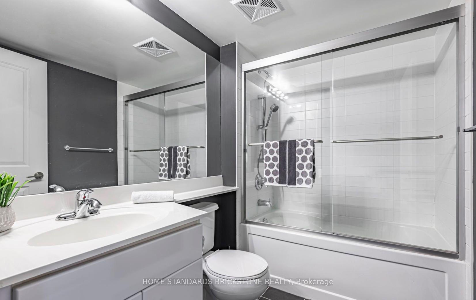 Photo 9 of Unit 301, 30 Herons Hill Way, North York, Henry Farm — HOMEH