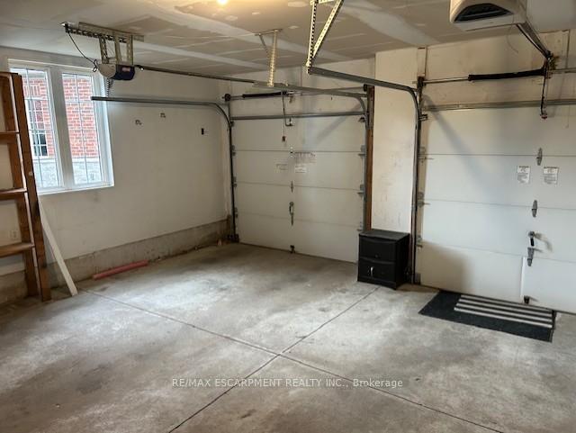 Photo 6 of Unit 37, 99 Panabaker Drive, Hamilton, Ancaster — HOMEH
