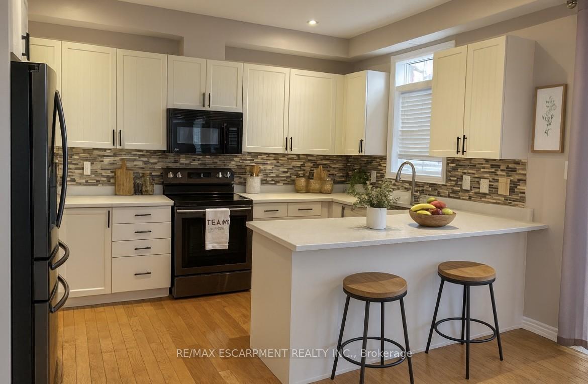 Photo 9 of Unit 37, 99 Panabaker Drive, Hamilton, Ancaster — HOMEH