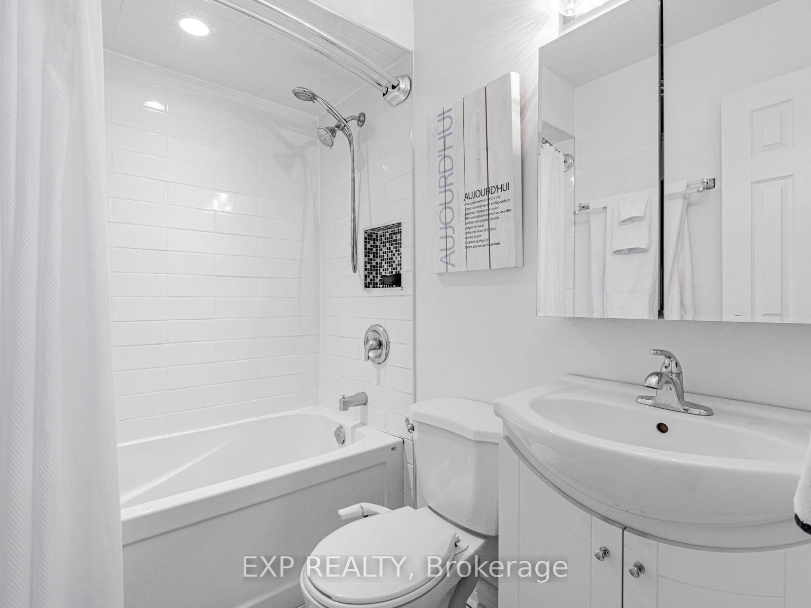 Photo 26 of Unit 117, 219 Milestone Crescent, Aurora, Aurora Village — HOMEH