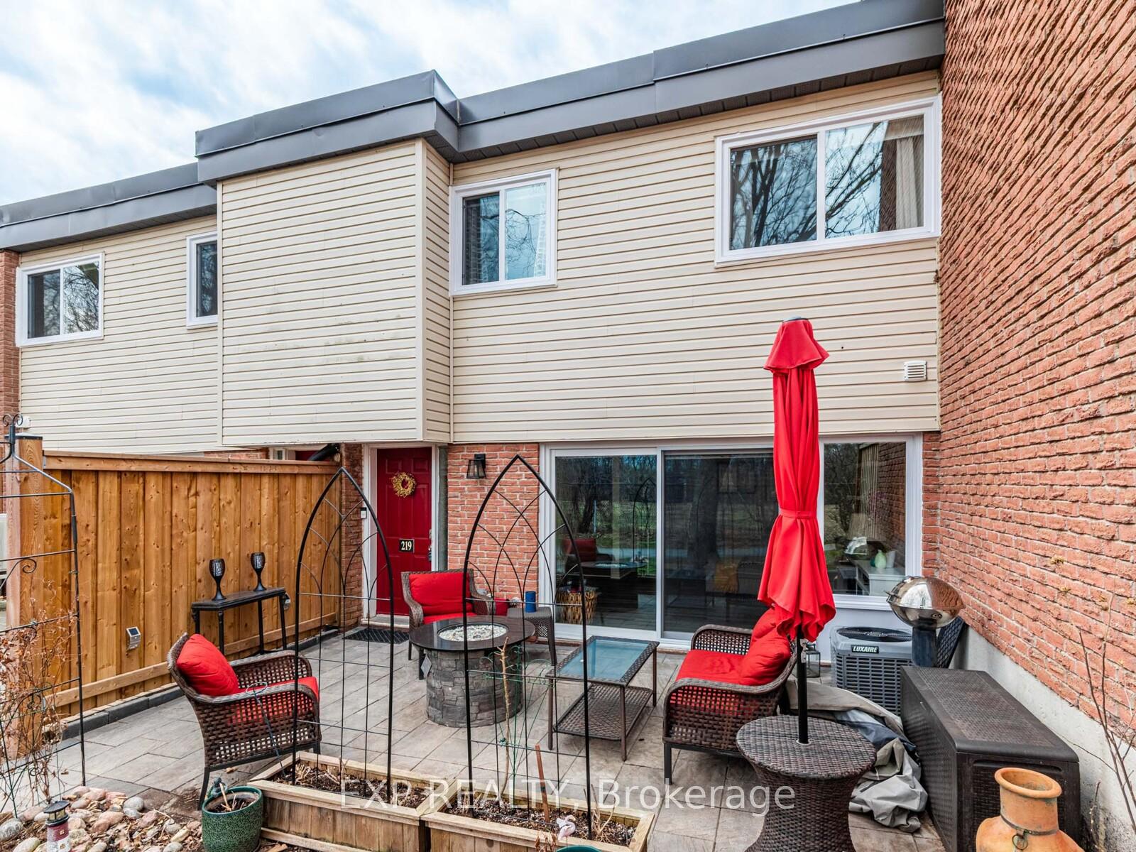 Photo 30 of Unit 117, 219 Milestone Crescent, Aurora, Aurora Village — HOMEH