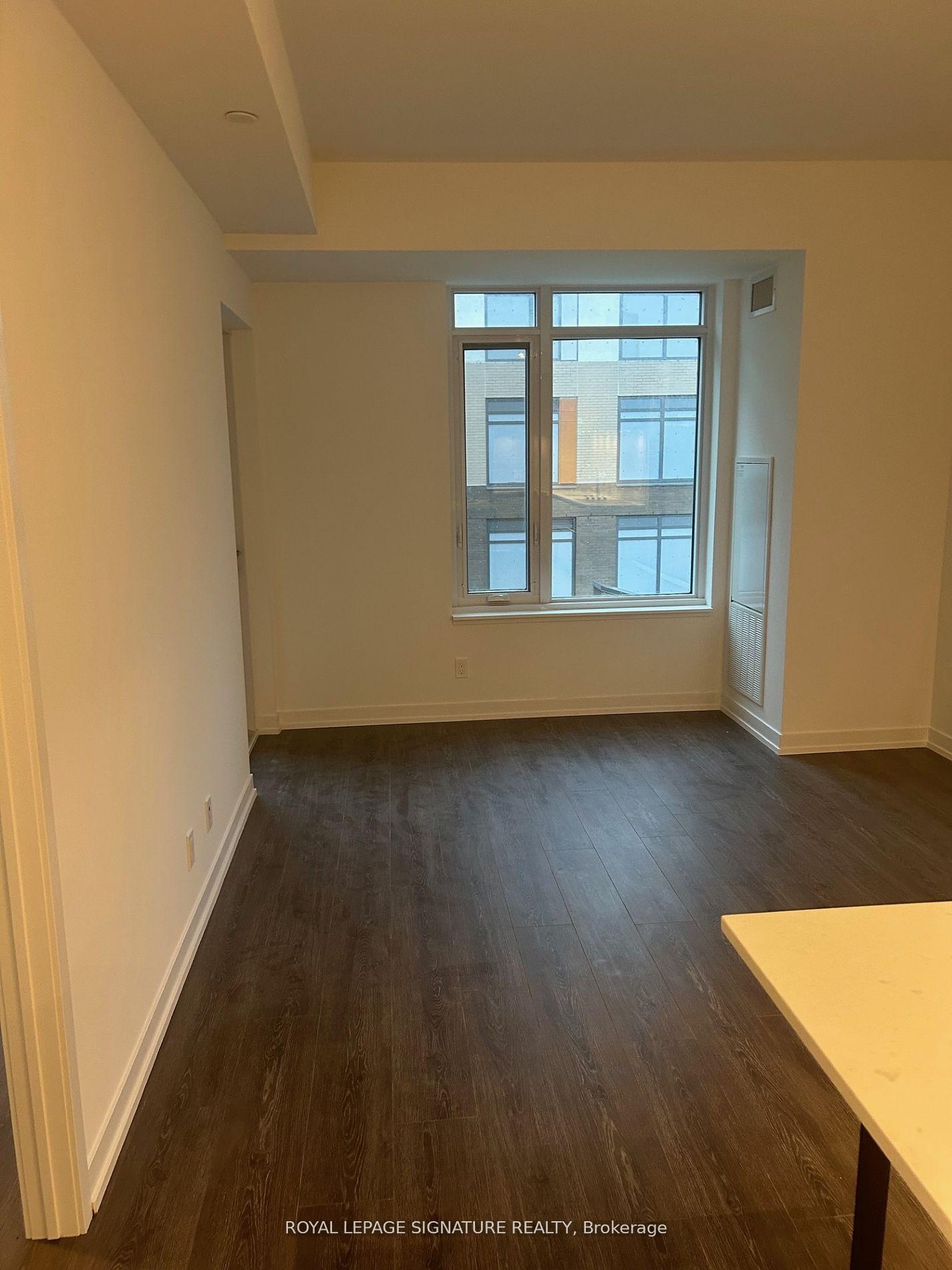Photo 4 of Unit 312, 8 Beverley Glen Boulevard, Vaughan, Beverley Glen — HOMEH