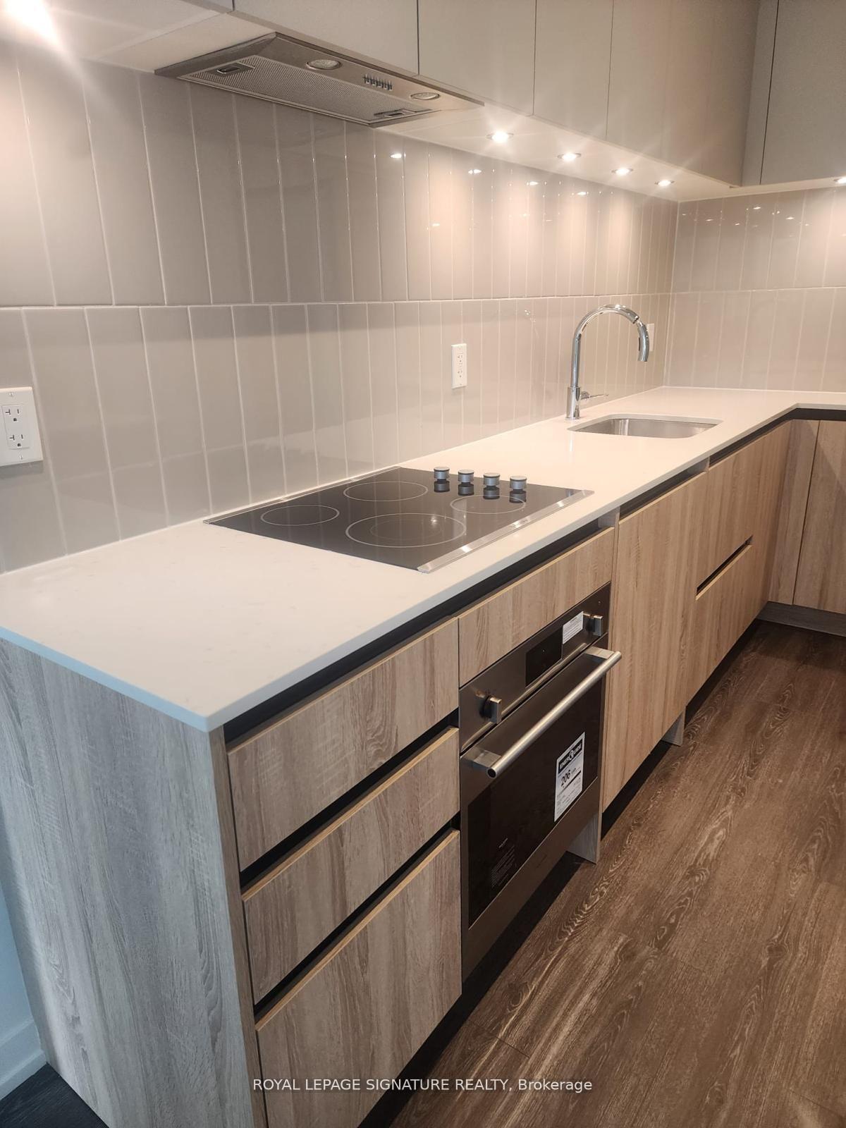 Photo 14 of Unit 312, 8 Beverley Glen Boulevard, Vaughan, Beverley Glen — HOMEH