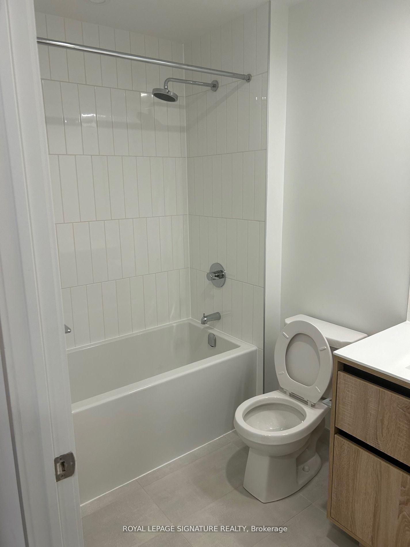 Photo 25 of Unit 312, 8 Beverley Glen Boulevard, Vaughan, Beverley Glen — HOMEH