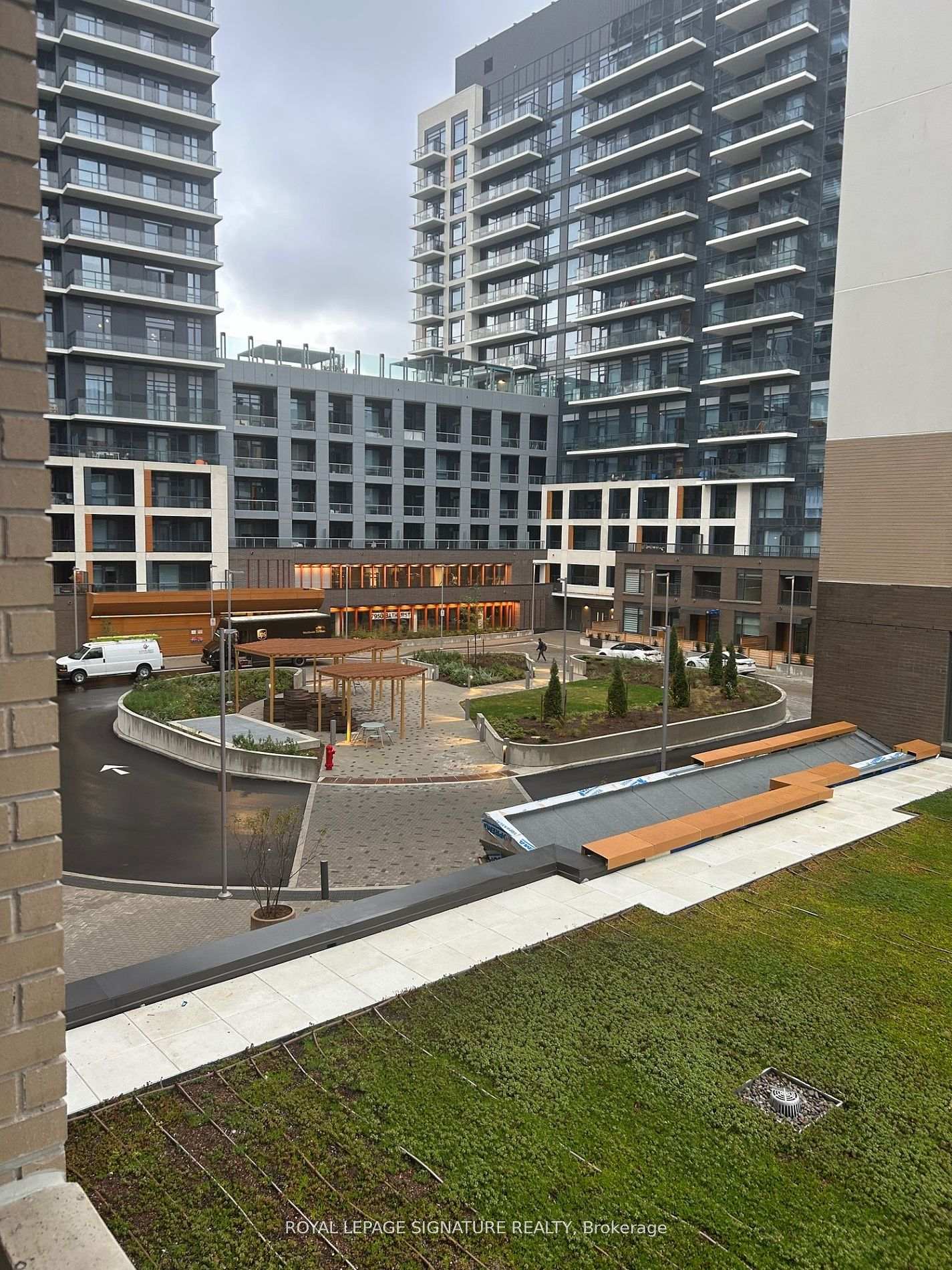 Photo 29 of Unit 312, 8 Beverley Glen Boulevard, Vaughan, Beverley Glen — HOMEH
