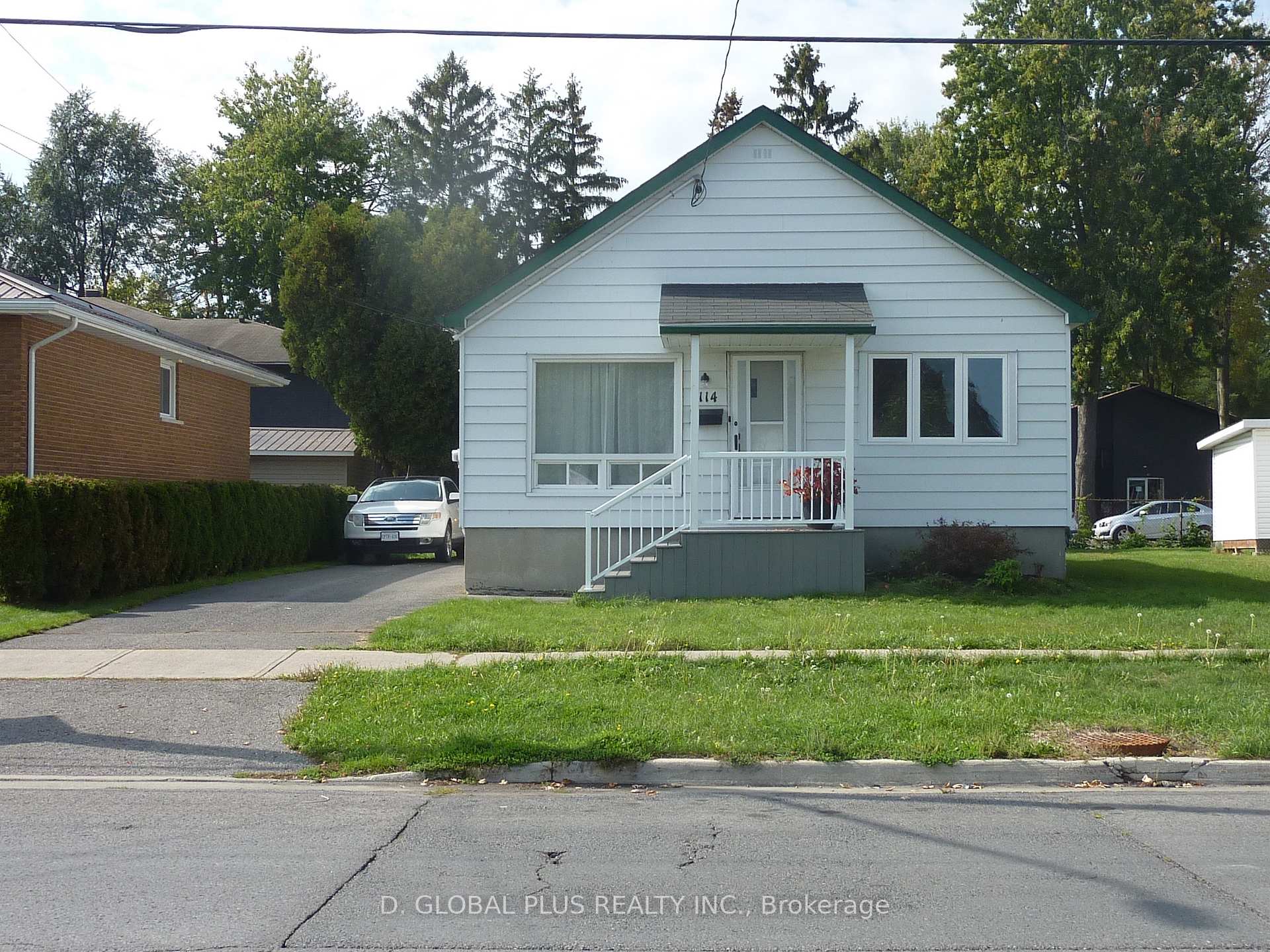 Photo 3 of 1114 Cumberland Street, Cornwall — HOMEH