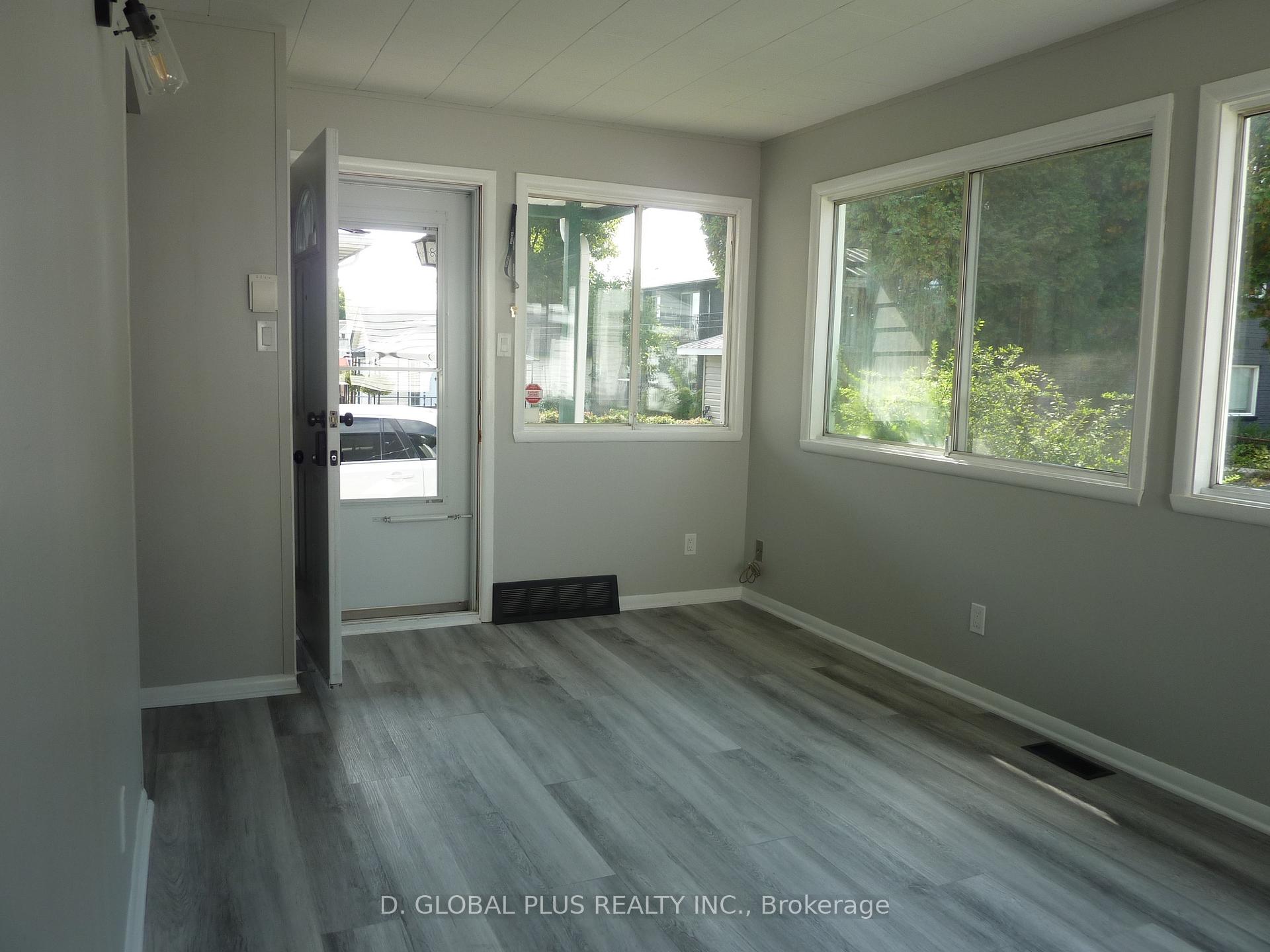 Photo 6 of 1114 Cumberland Street, Cornwall — HOMEH