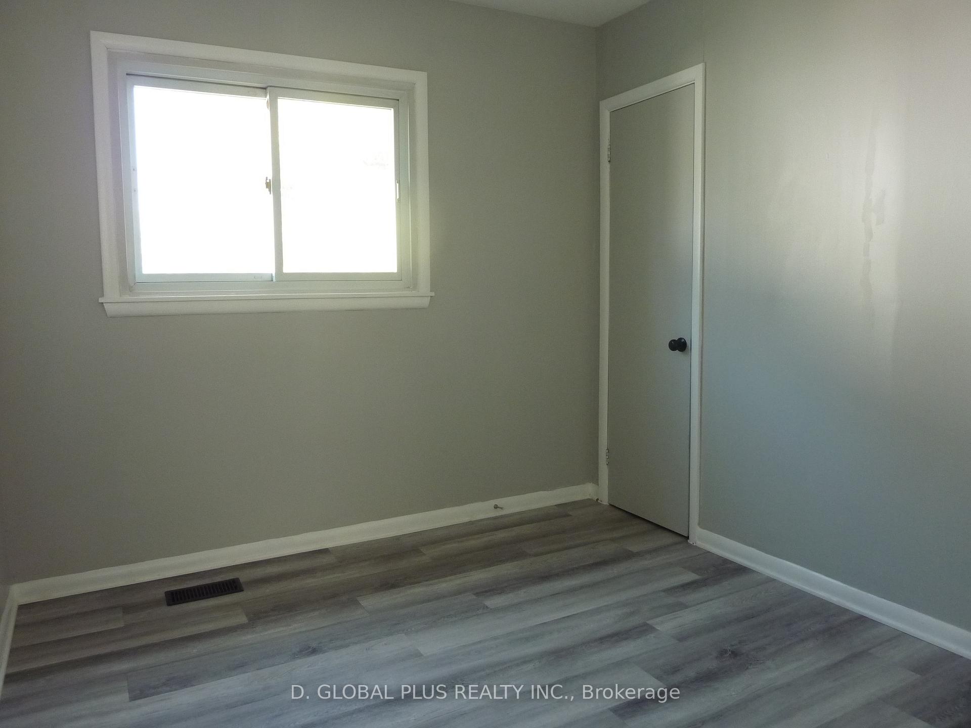 Photo 11 of 1114 Cumberland Street, Cornwall — HOMEH