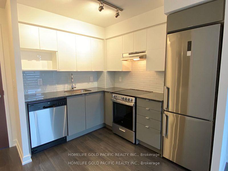 Photo 6 of Unit 725, 120 Varna Drive, Toronto, Englemount-Lawrence — HOMEH