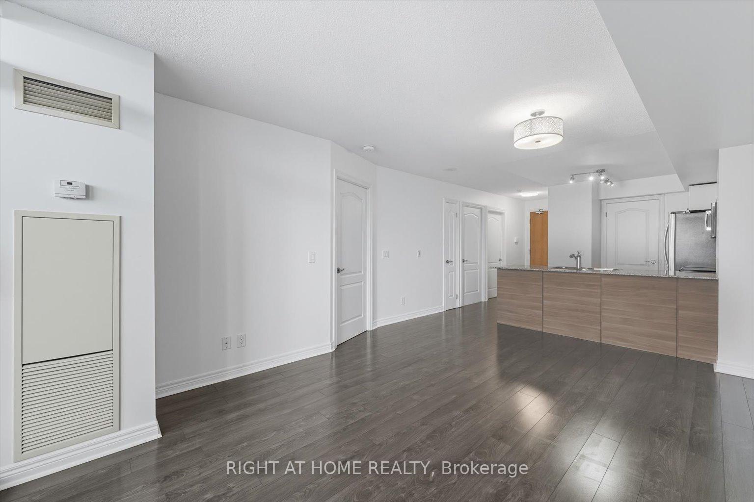 Photo 15 of Unit 509, 50 Disera Drive, Vaughan, Beverley Glen — HOMEH