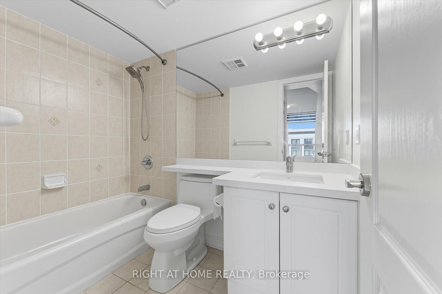 Photo 19 of Unit 509, 50 Disera Drive, Vaughan, Beverley Glen — HOMEH