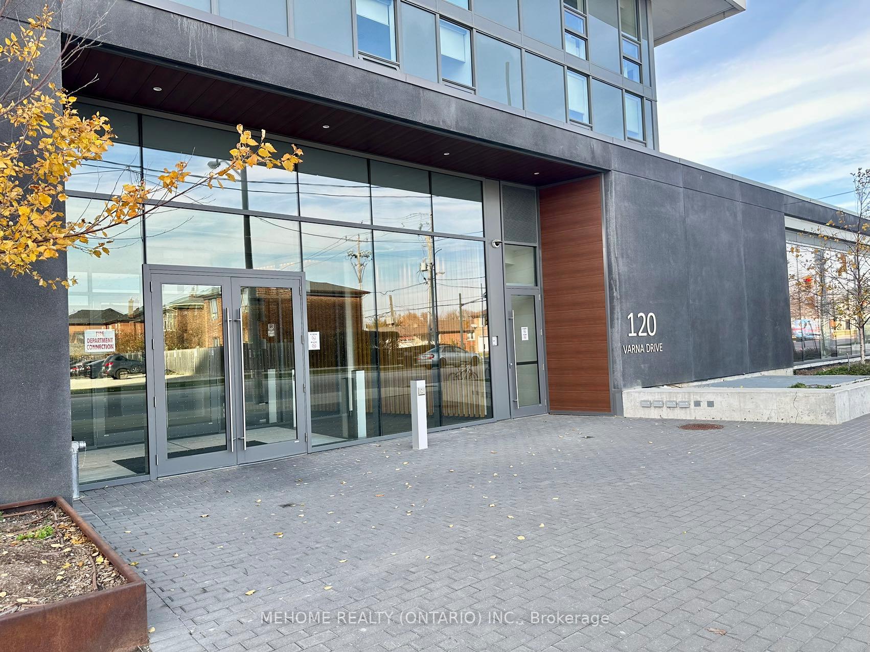 Photo 2 of Unit 626, 120 Varna Drive, Toronto, Englemount-Lawrence — HOMEH