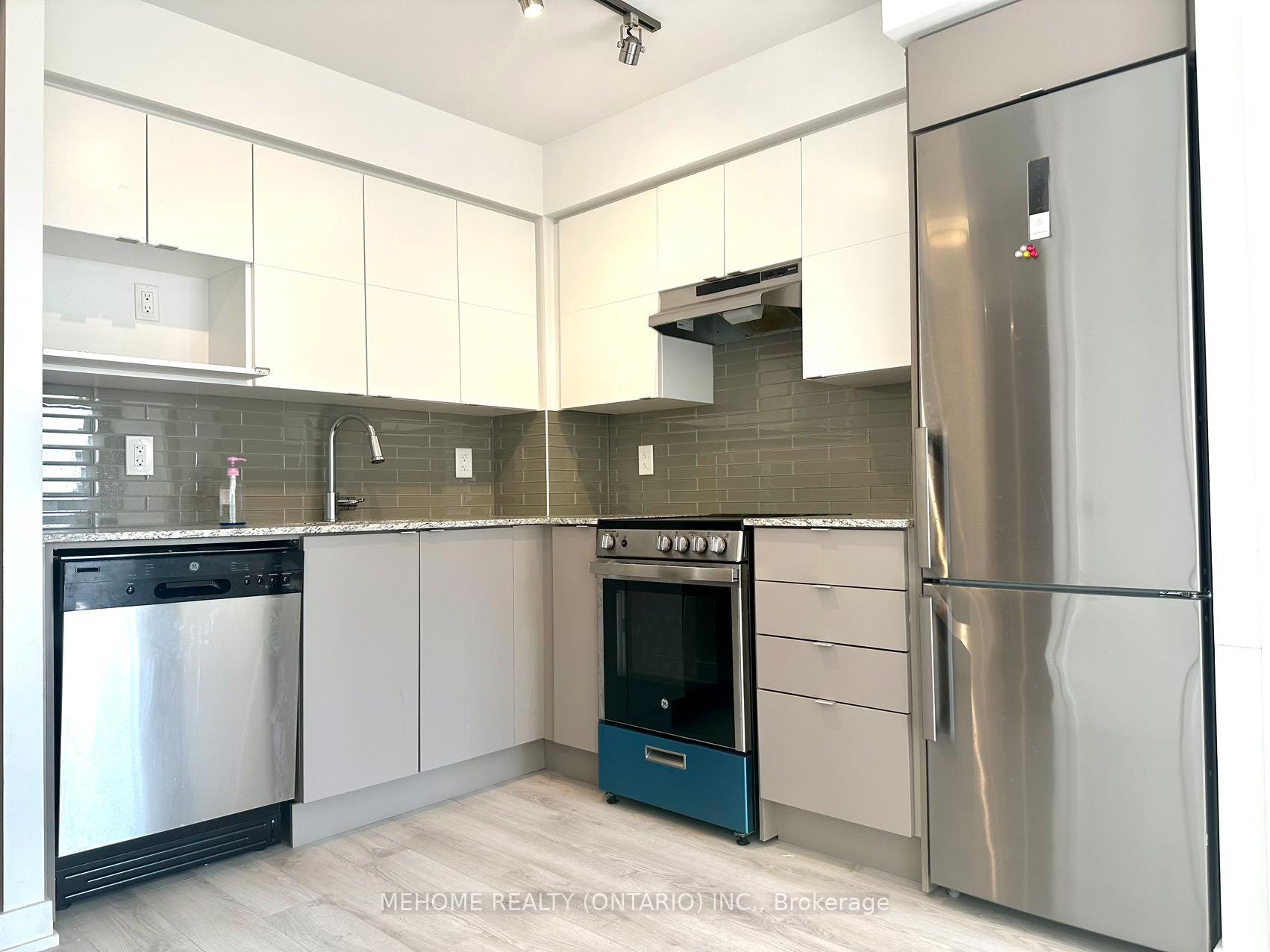 Photo 10 of Unit 626, 120 Varna Drive, Toronto, Englemount-Lawrence — HOMEH