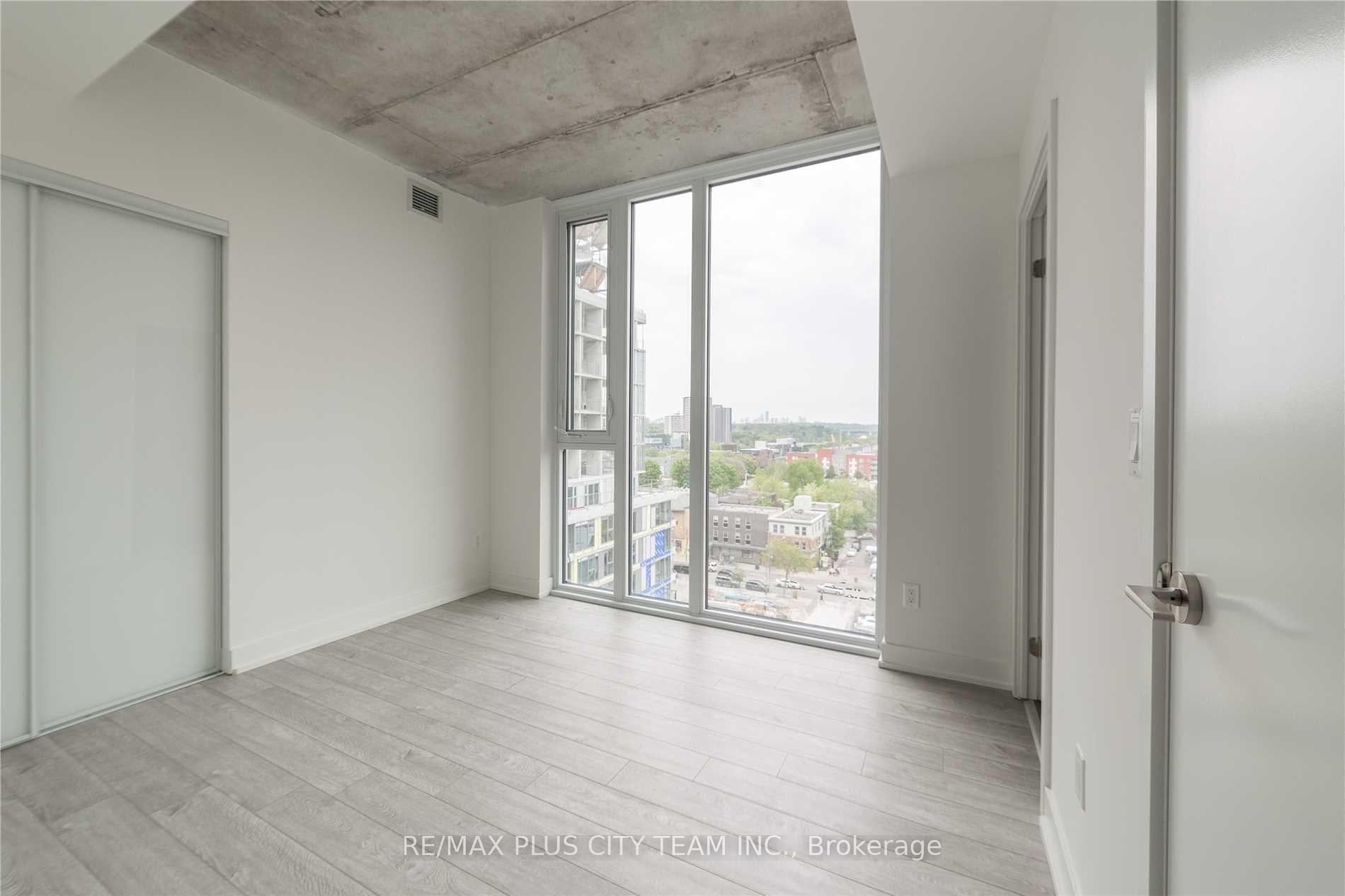 Photo 4 of Unit 910, 25 Baseball Place, Toronto, South Riverdale — HOMEH
