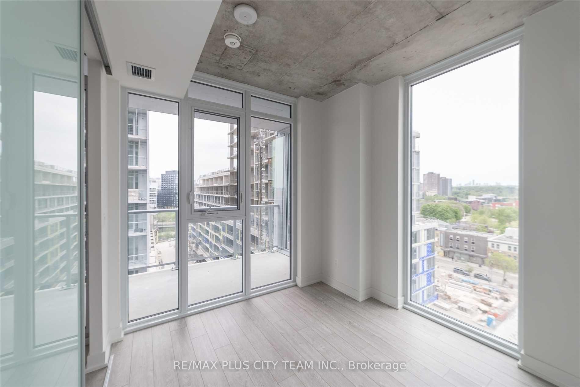 Photo 6 of Unit 910, 25 Baseball Place, Toronto, South Riverdale — HOMEH
