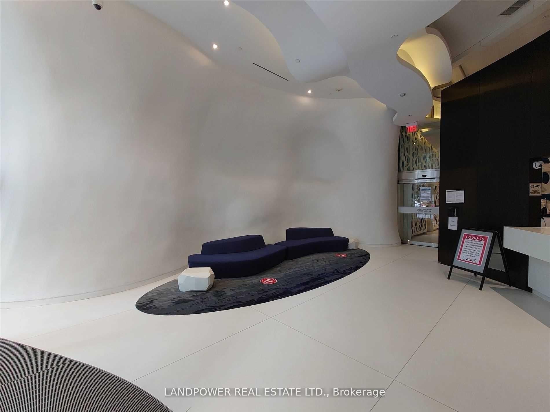 Photo 2 of Unit 6402, 1 Bloor Street E, Toronto, Church-Yonge Corridor — HOMEH