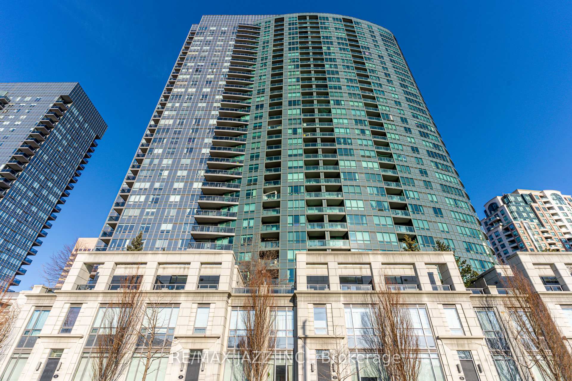 Front of Unit 1908, 15 Greenview Avenue