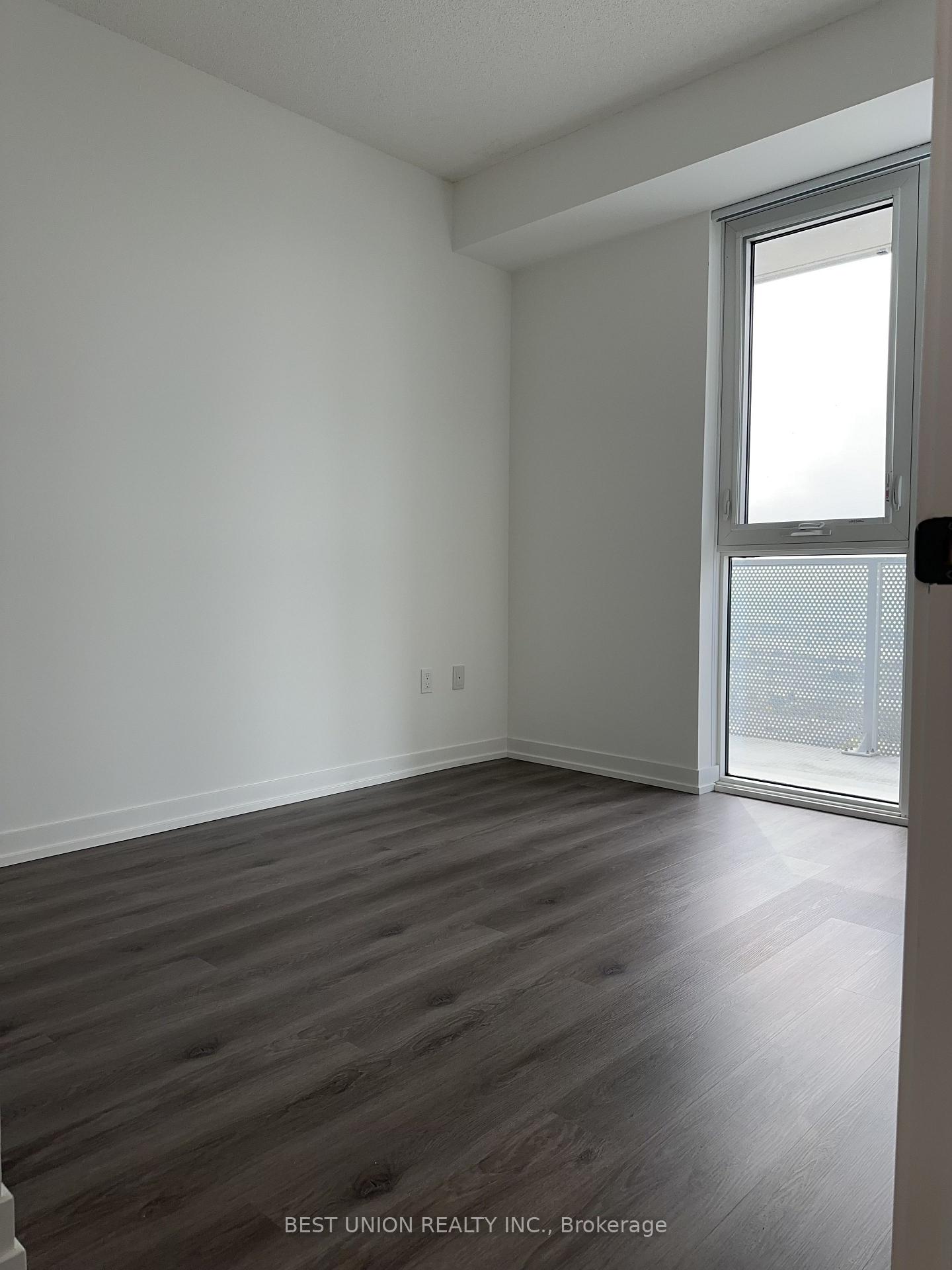 Photo 5 of Unit 2815, 28 Interchange Way, Vaughan, Vaughan Corporate Centre — HOMEH