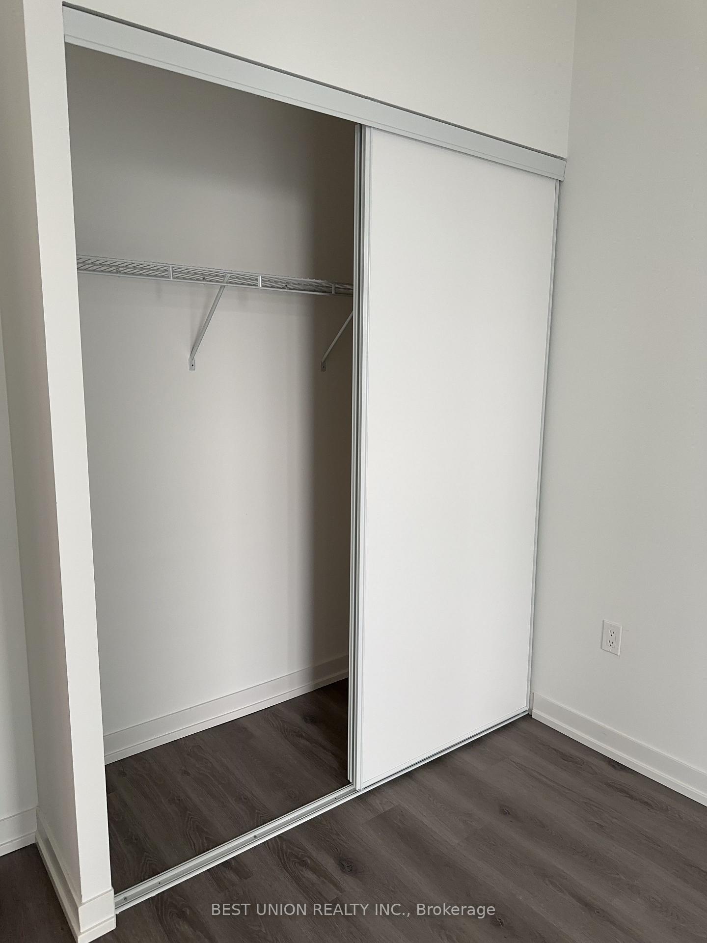 Photo 10 of Unit 2815, 28 Interchange Way, Vaughan, Vaughan Corporate Centre — HOMEH