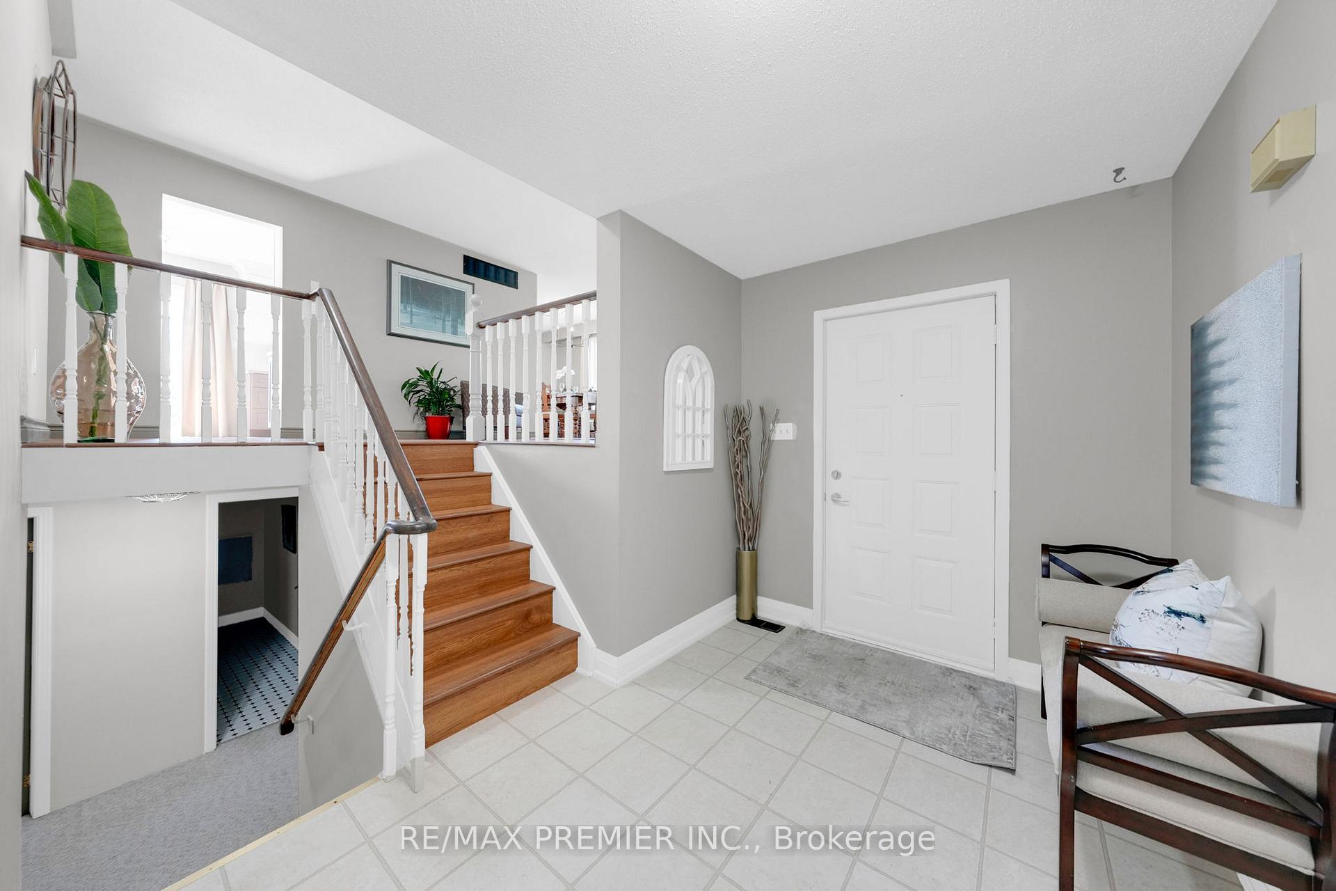 Photo 5 of 222 Spencer Avenue, Essa, Thornton — HOMEH