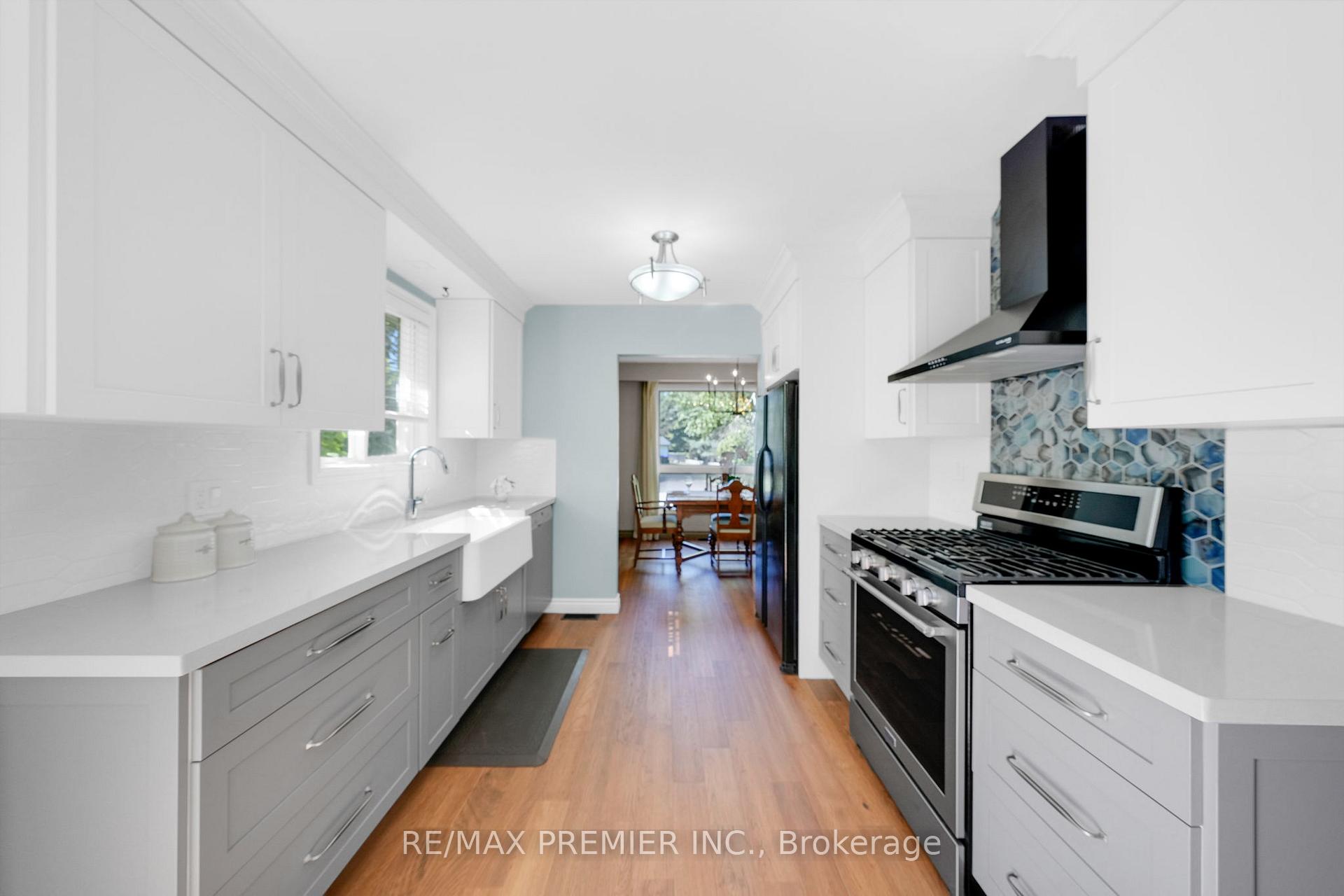 Photo 16 of 222 Spencer Avenue, Essa, Thornton — HOMEH