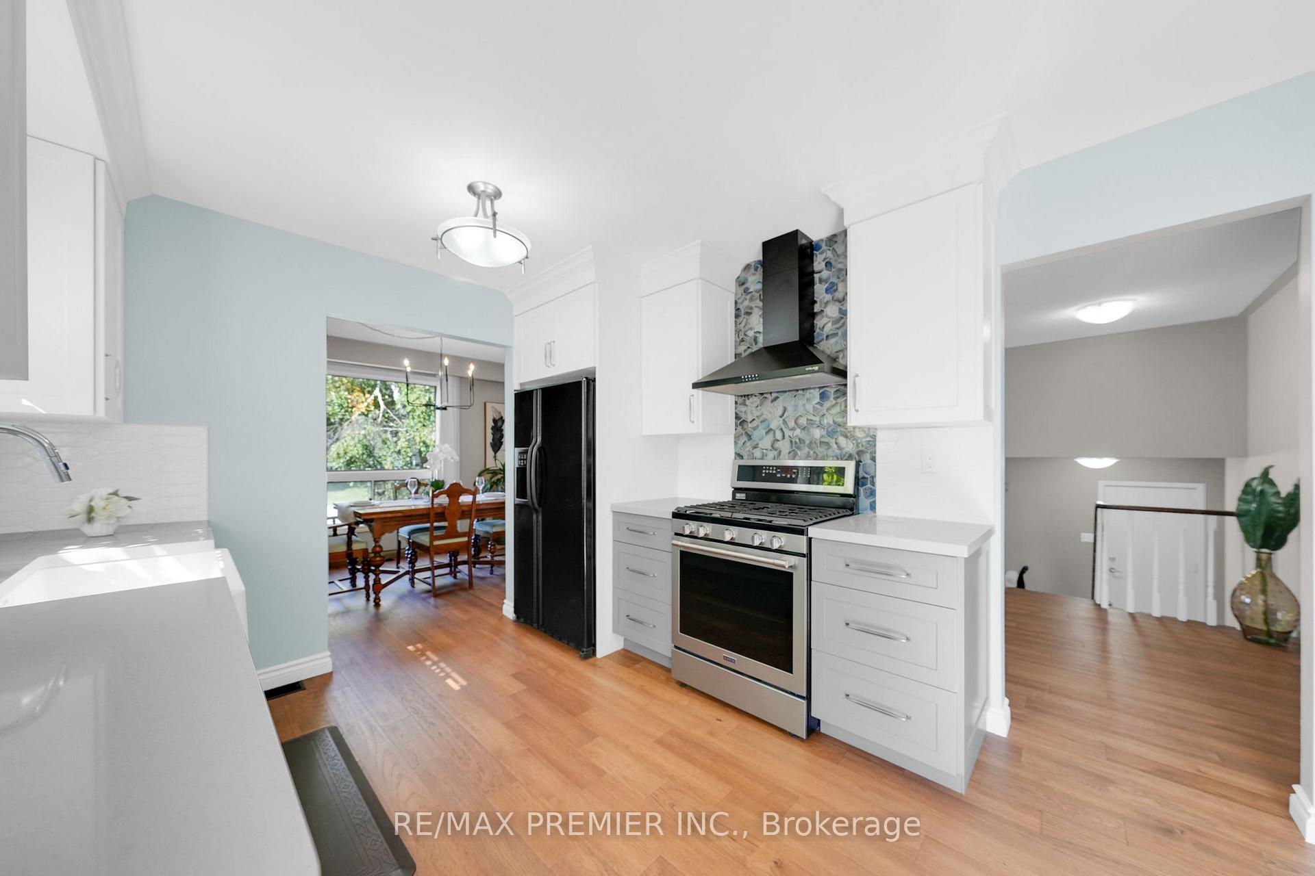Photo 17 of 222 Spencer Avenue, Essa, Thornton — HOMEH