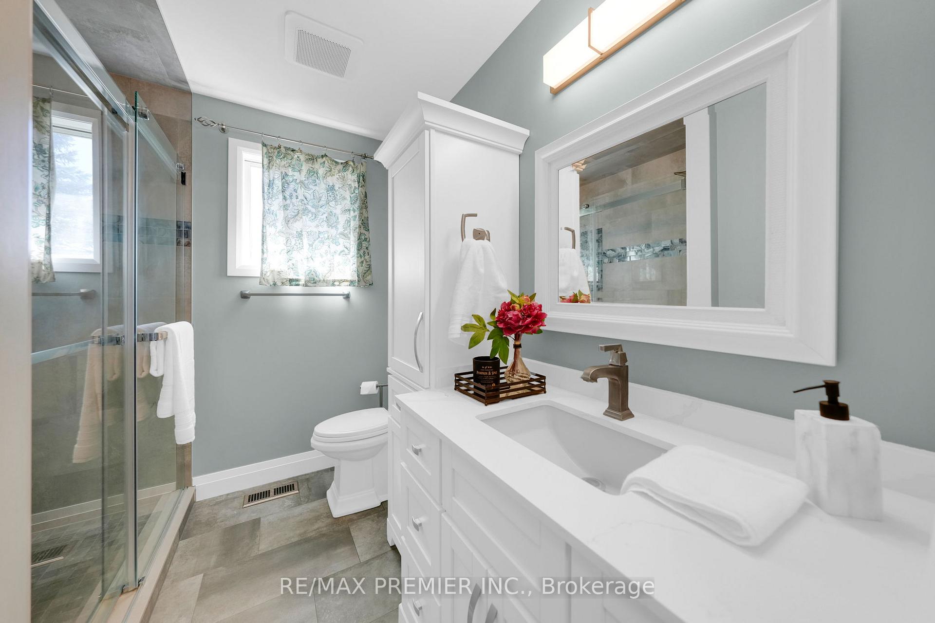Photo 20 of 222 Spencer Avenue, Essa, Thornton — HOMEH