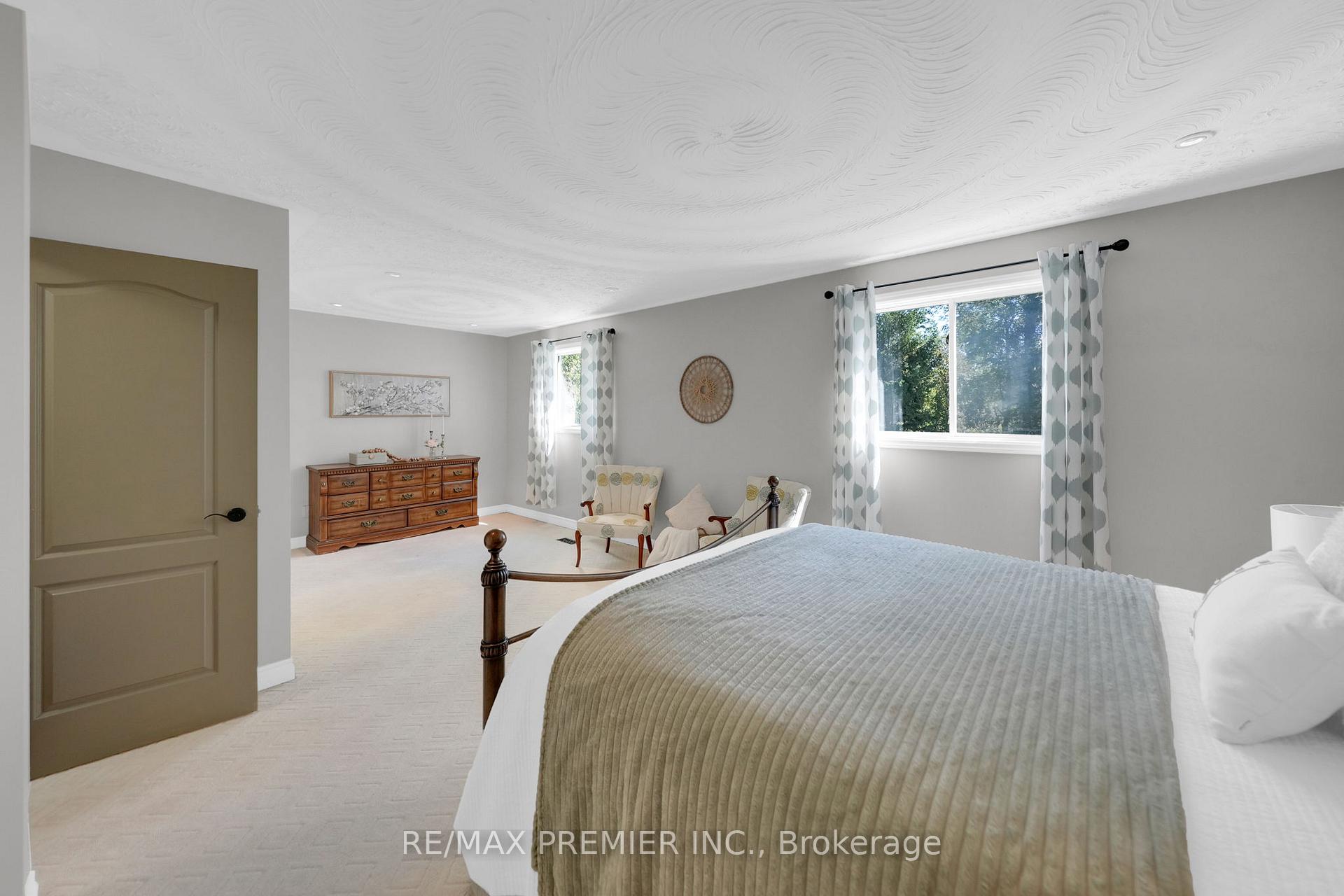 Photo 26 of 222 Spencer Avenue, Essa, Thornton — HOMEH