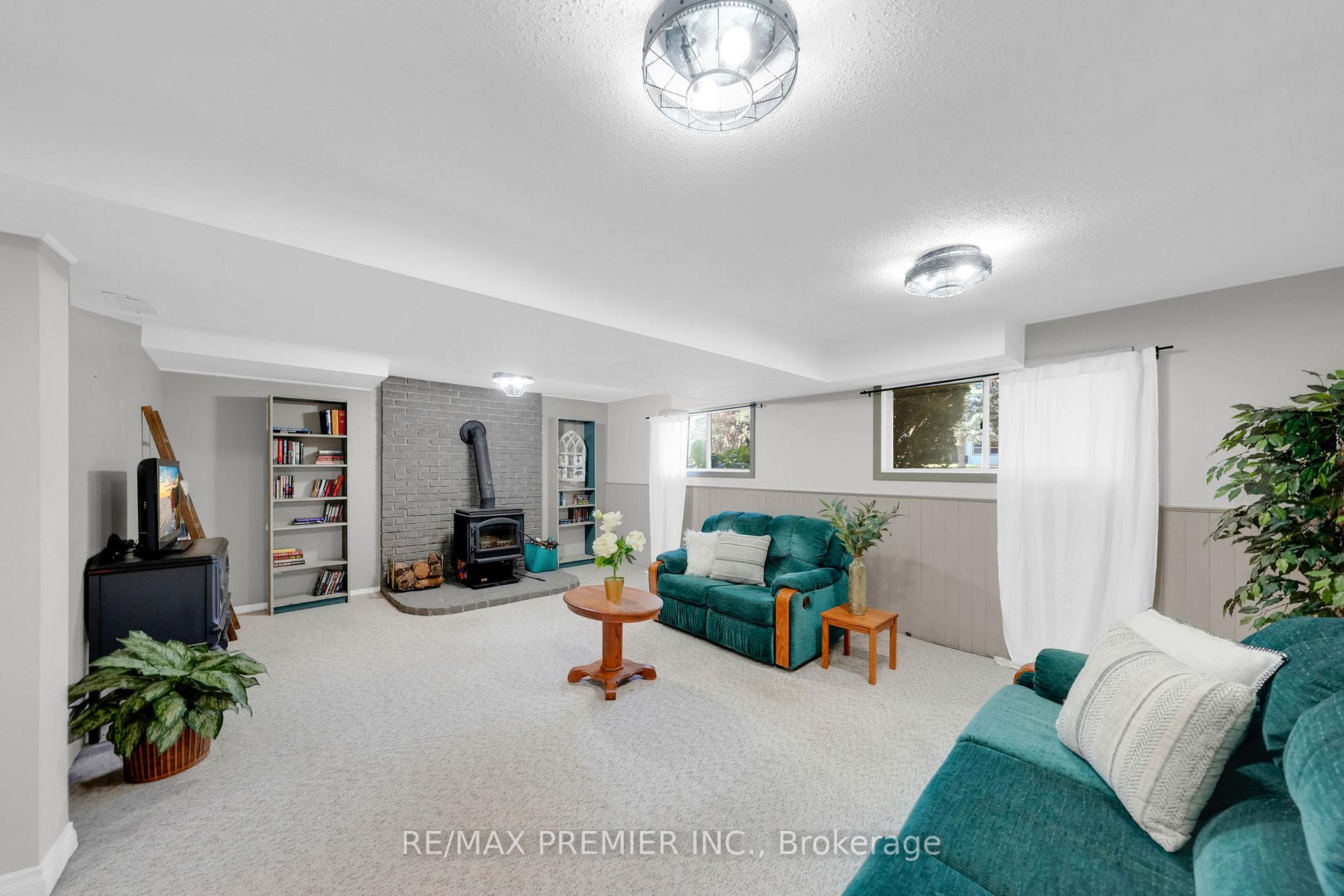 Photo 28 of 222 Spencer Avenue, Essa, Thornton — HOMEH