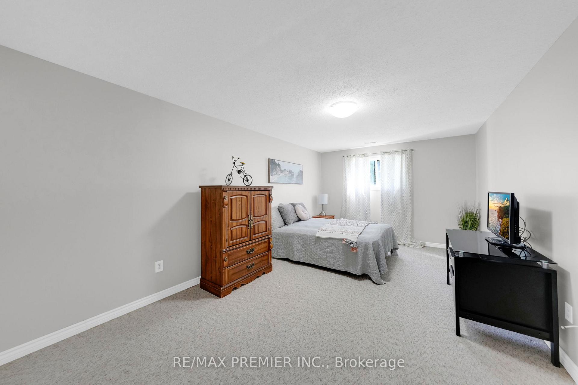 Photo 35 of 222 Spencer Avenue, Essa, Thornton — HOMEH