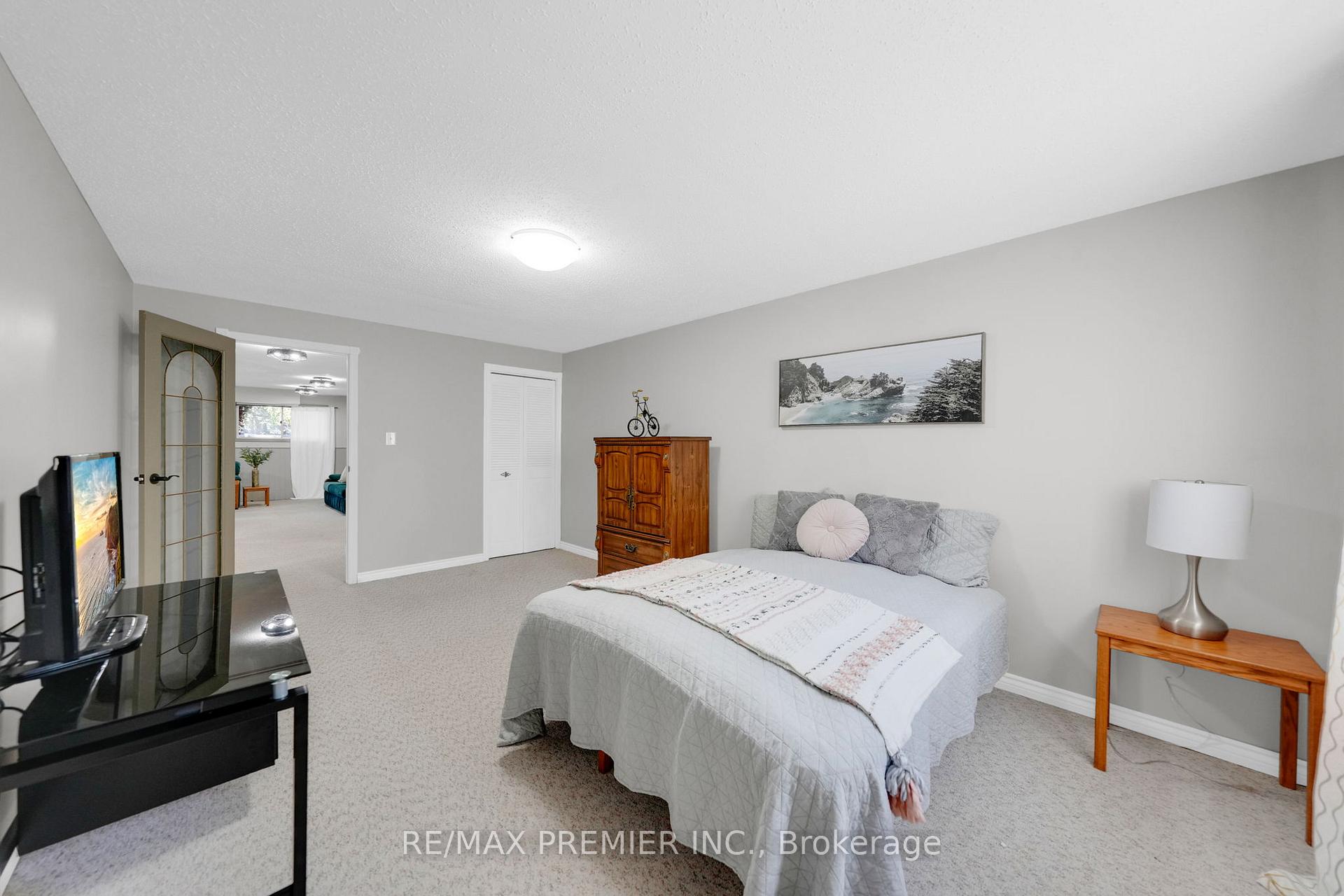 Photo 36 of 222 Spencer Avenue, Essa, Thornton — HOMEH
