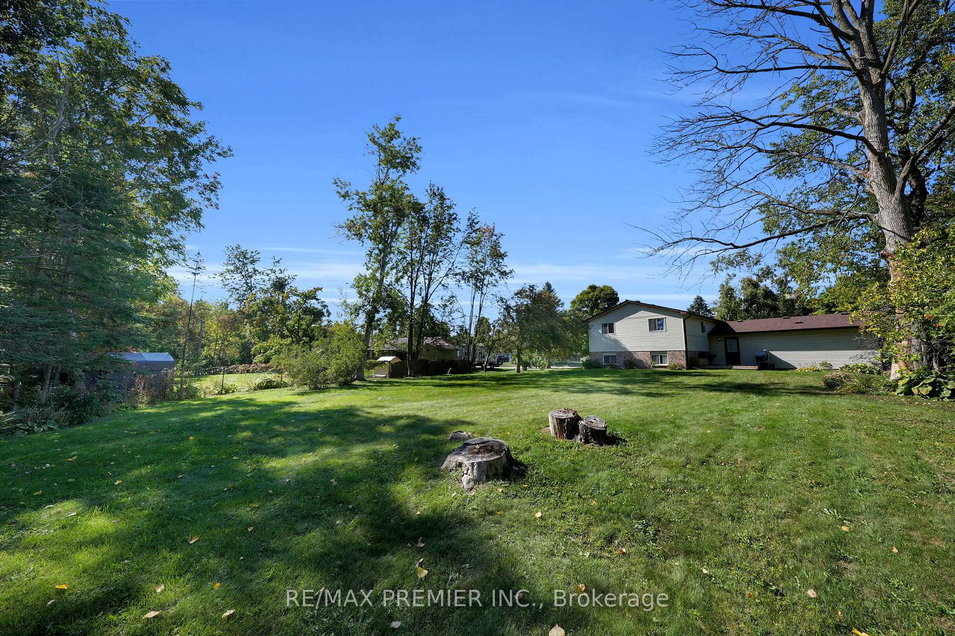 Photo 45 of 222 Spencer Avenue, Essa, Thornton — HOMEH