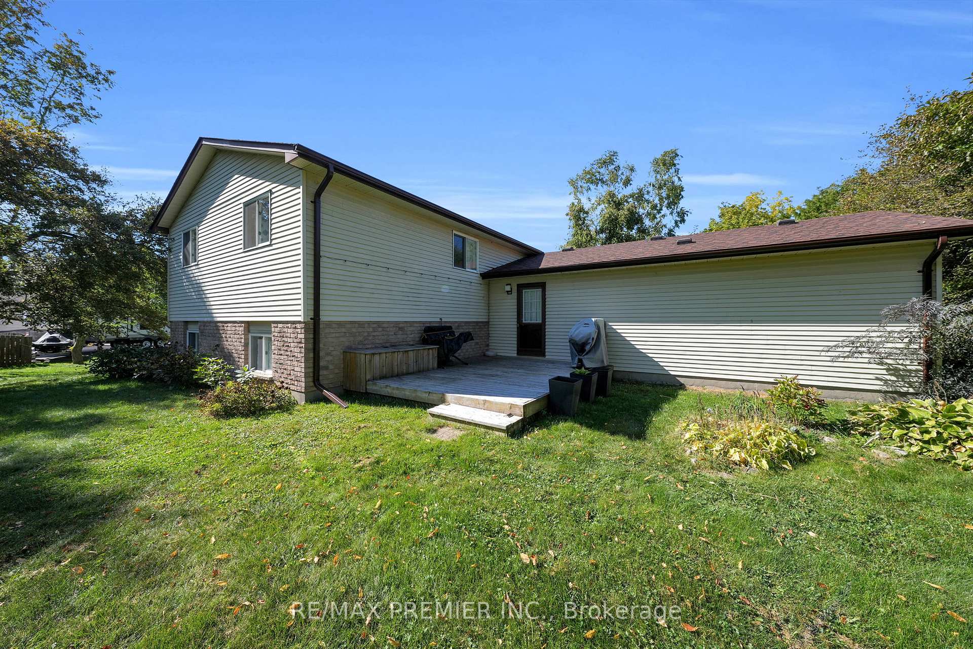 Photo 46 of 222 Spencer Avenue, Essa, Thornton — HOMEH